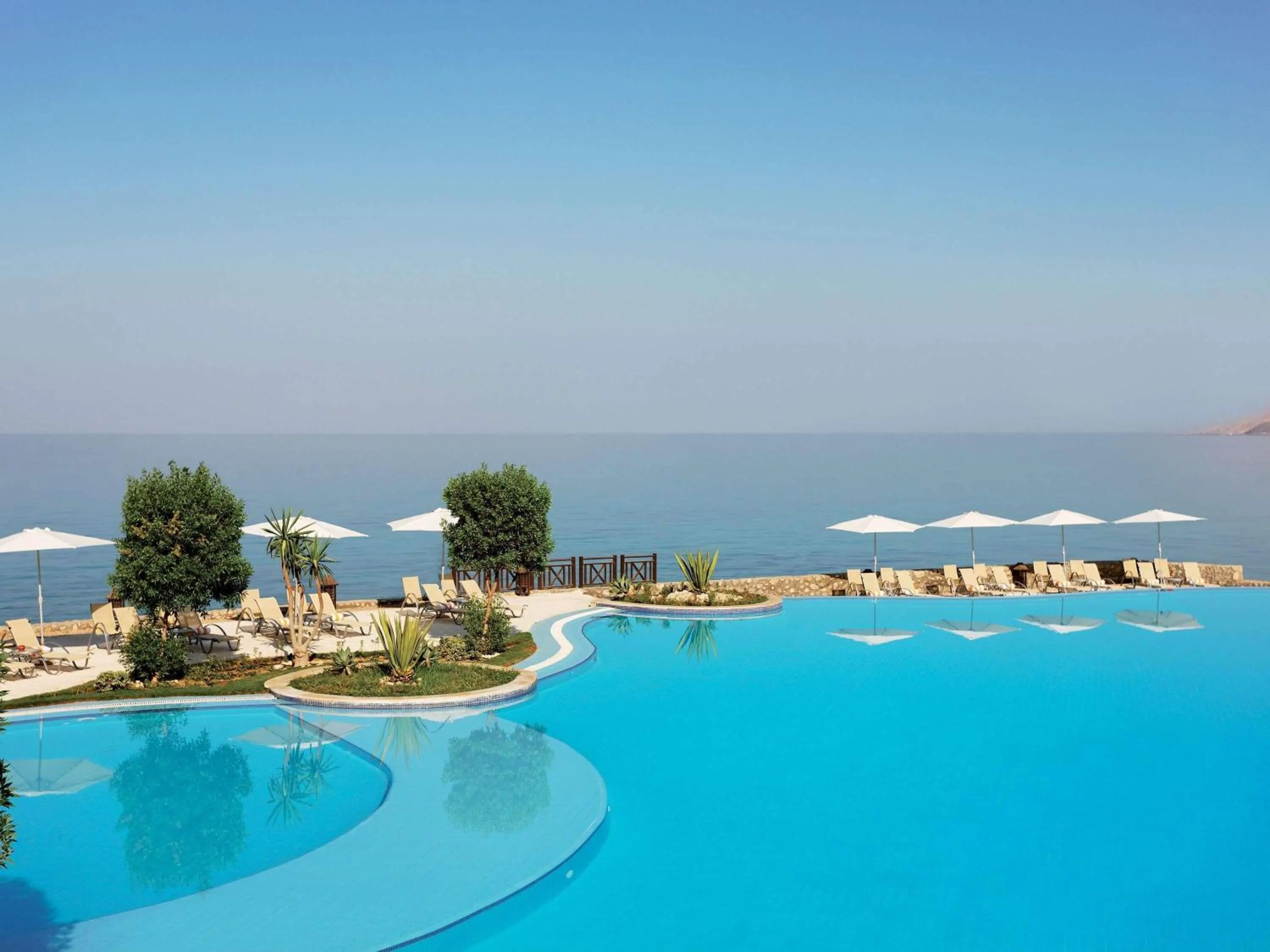 Day in Mövenpick Resort El Sokhna