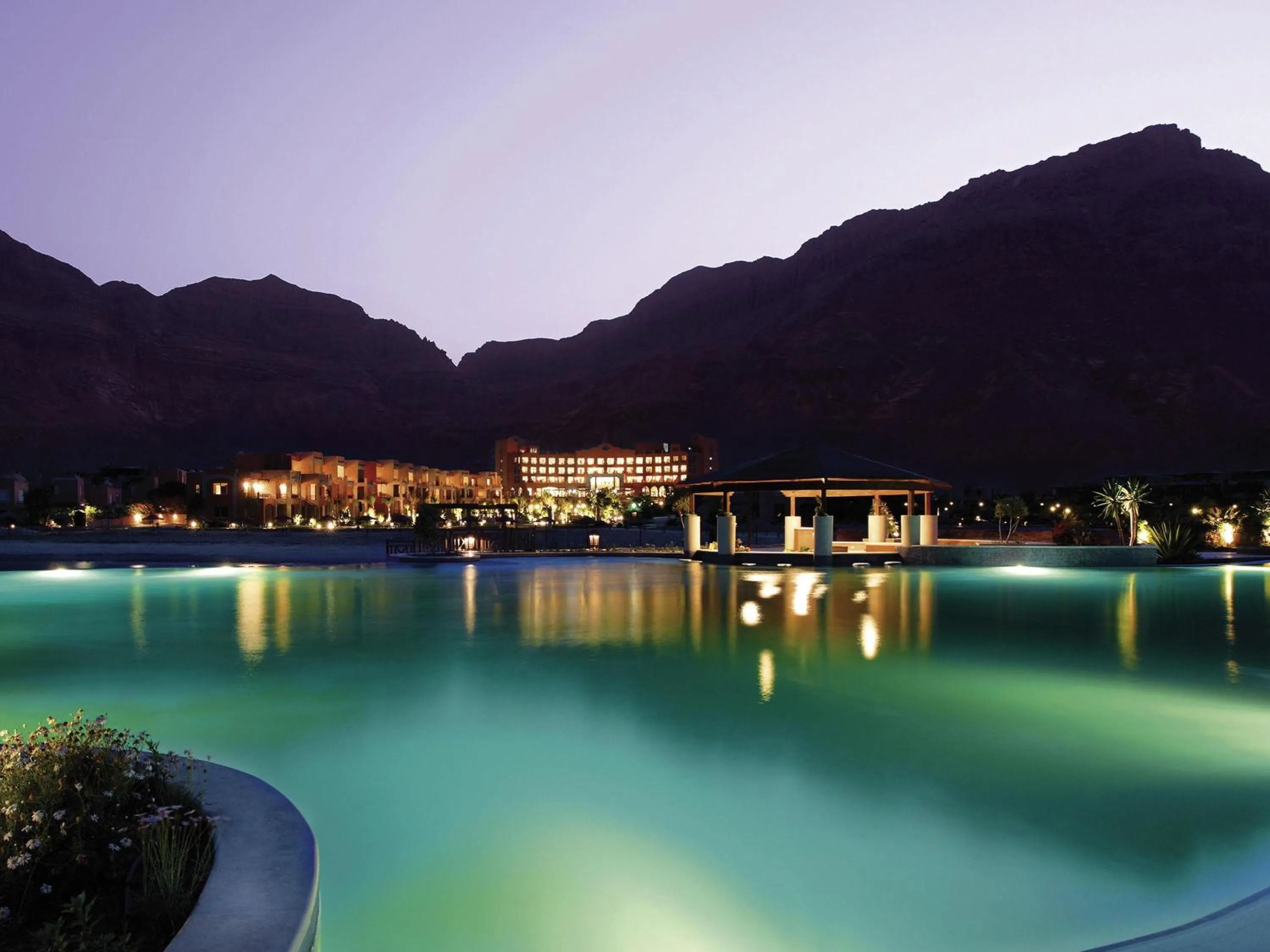 Bedroom in Mövenpick Resort El Sokhna