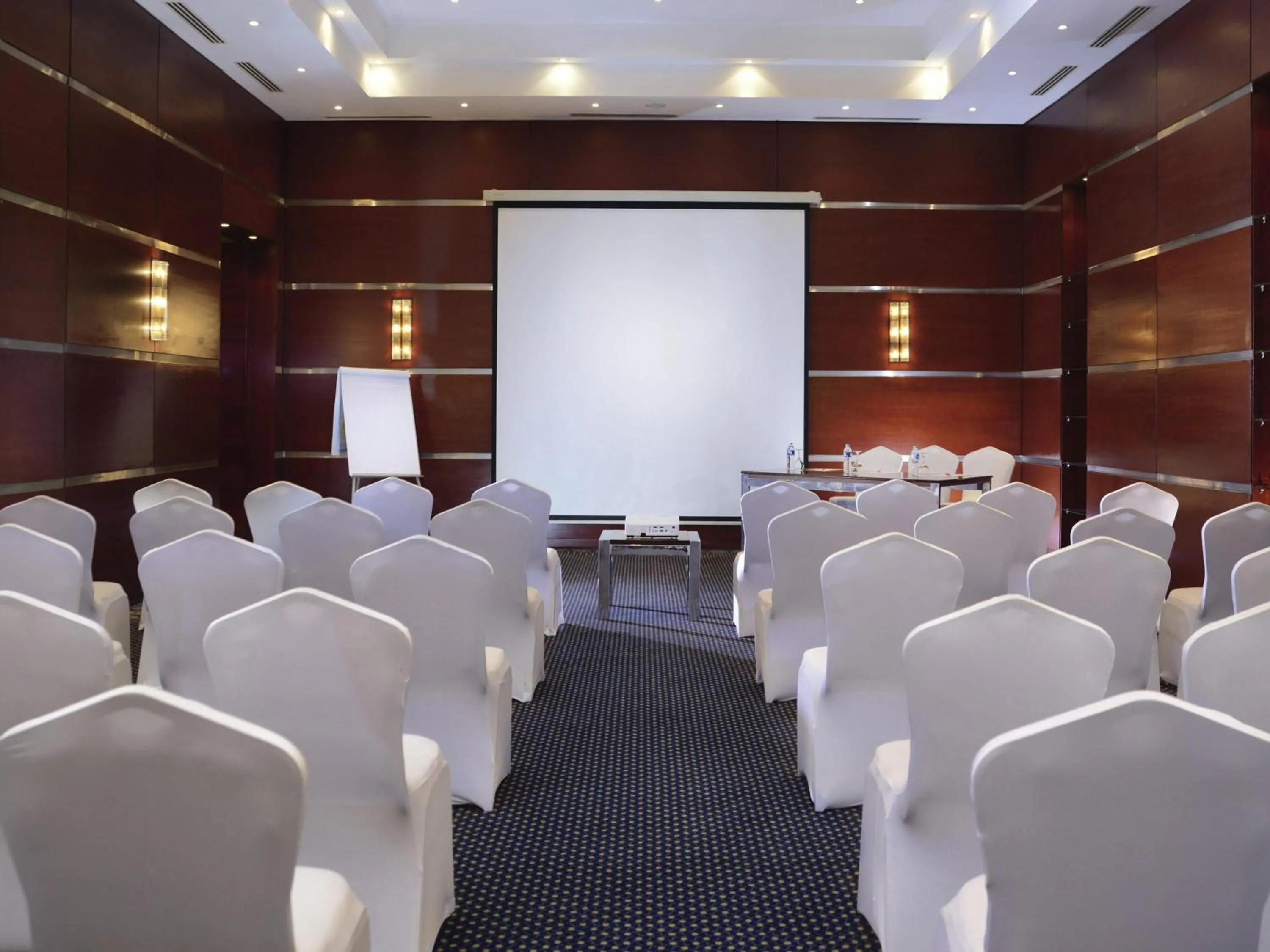 Meeting/conference room in Mövenpick Resort El Sokhna