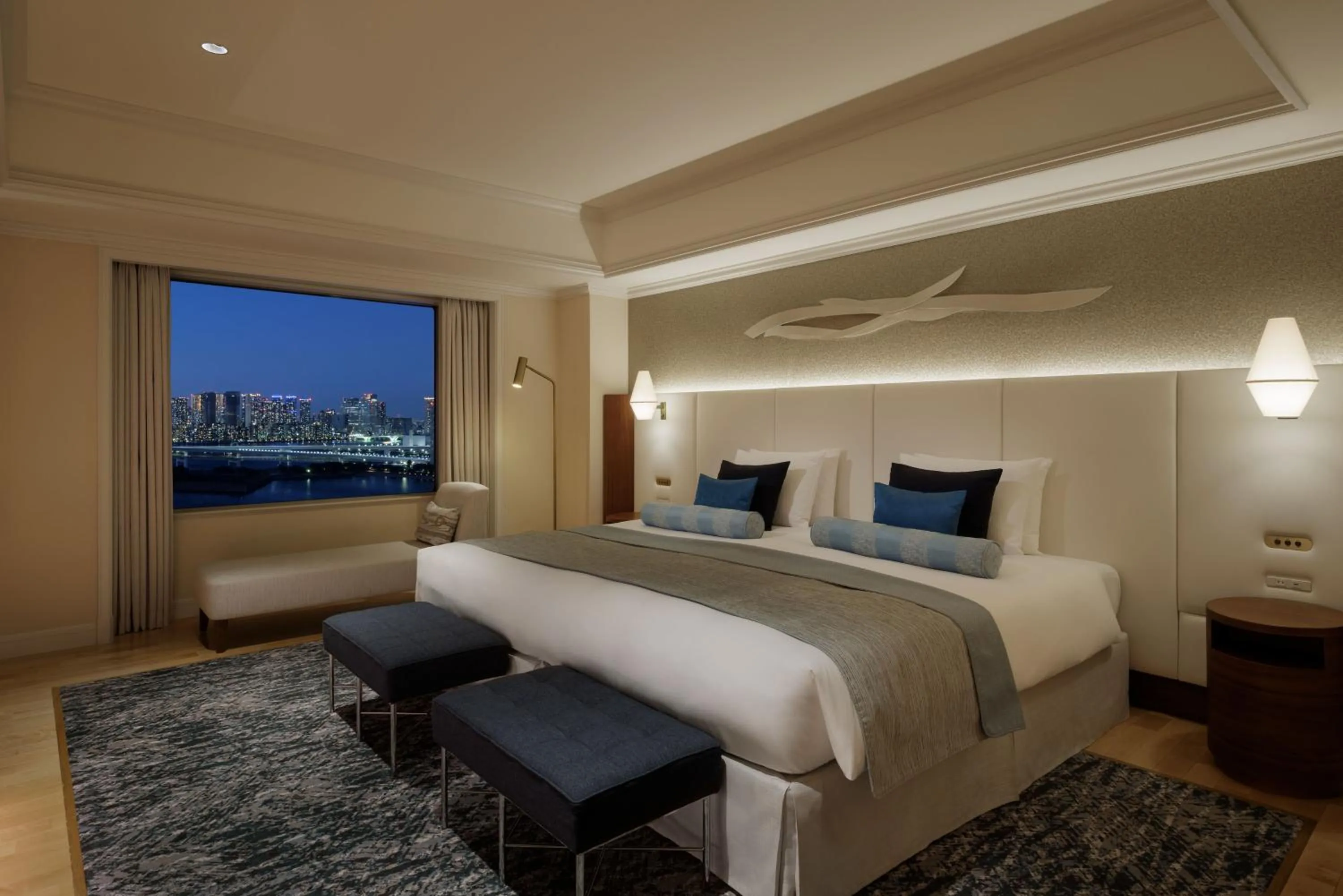 Bed in Grand Nikko Tokyo Daiba