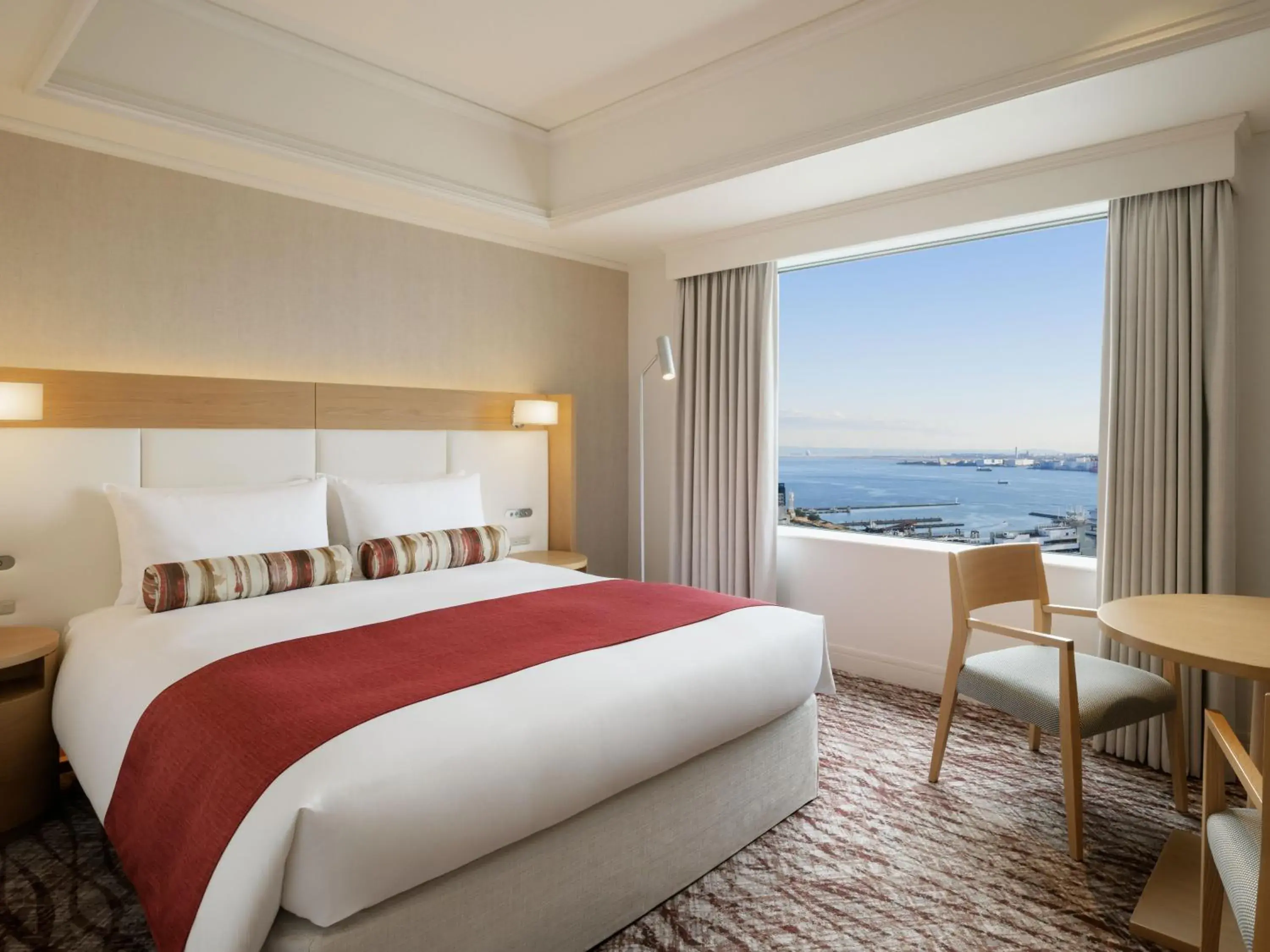 Premier Floor Superior Double Room - Non Smoking in Grand Nikko Tokyo Daiba Premier Floor Superior Double Room - Non Smoking in Grand Nikko Tokyo Daiba