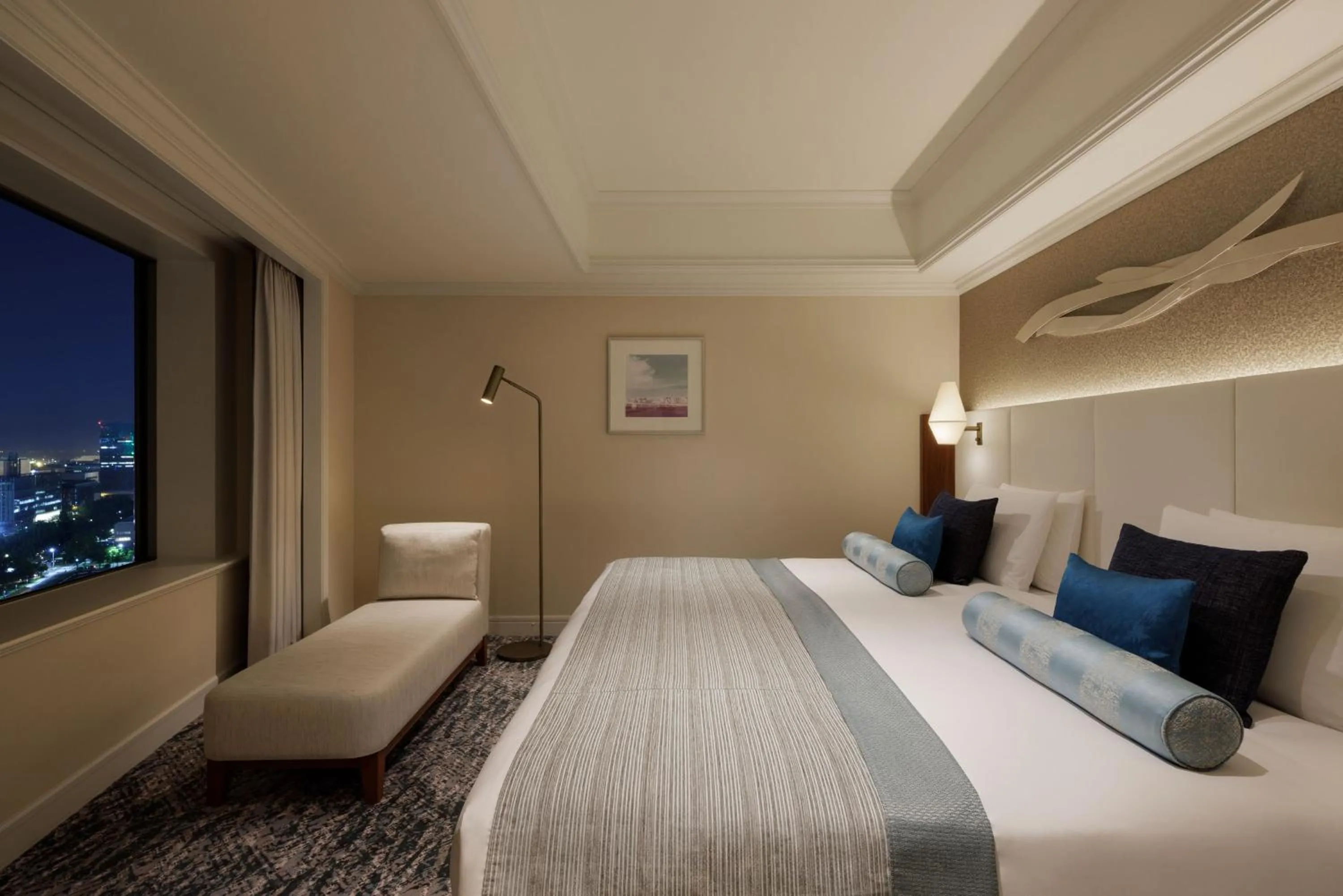 Bed in Grand Nikko Tokyo Daiba