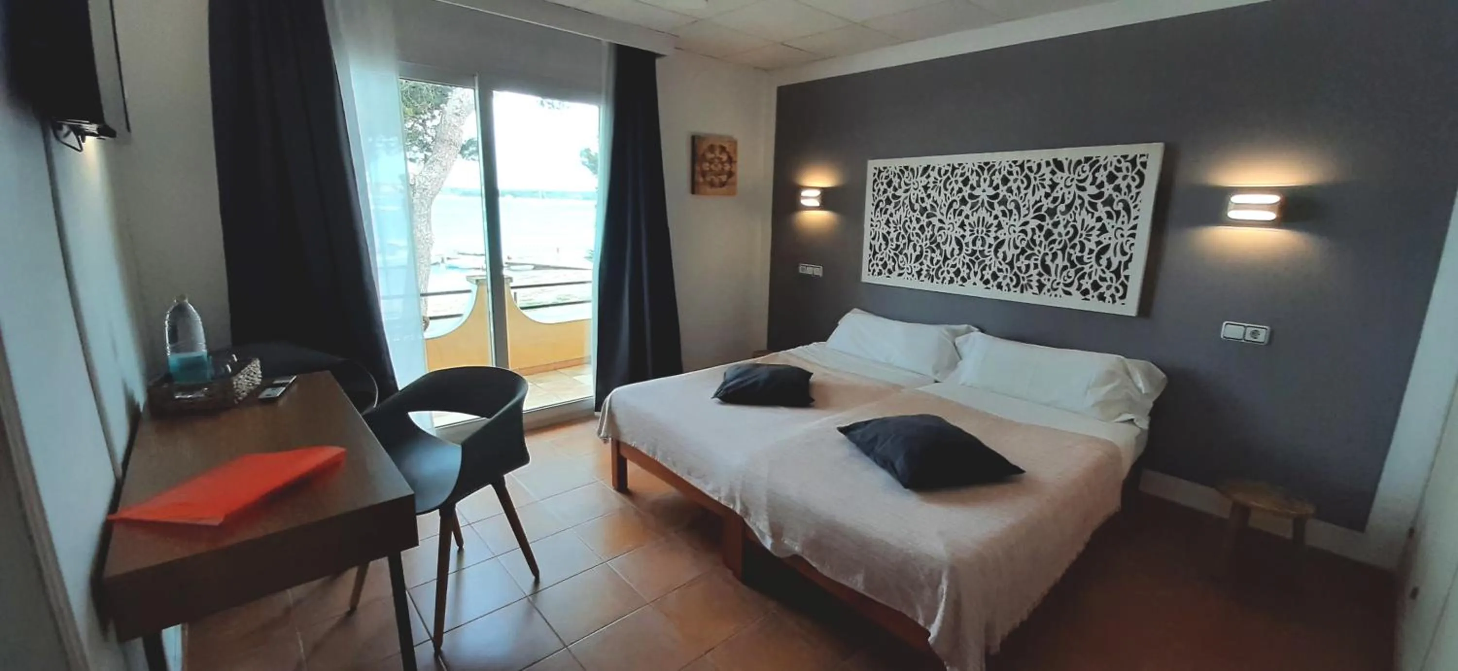 Bed in Hostal Bahía Azul