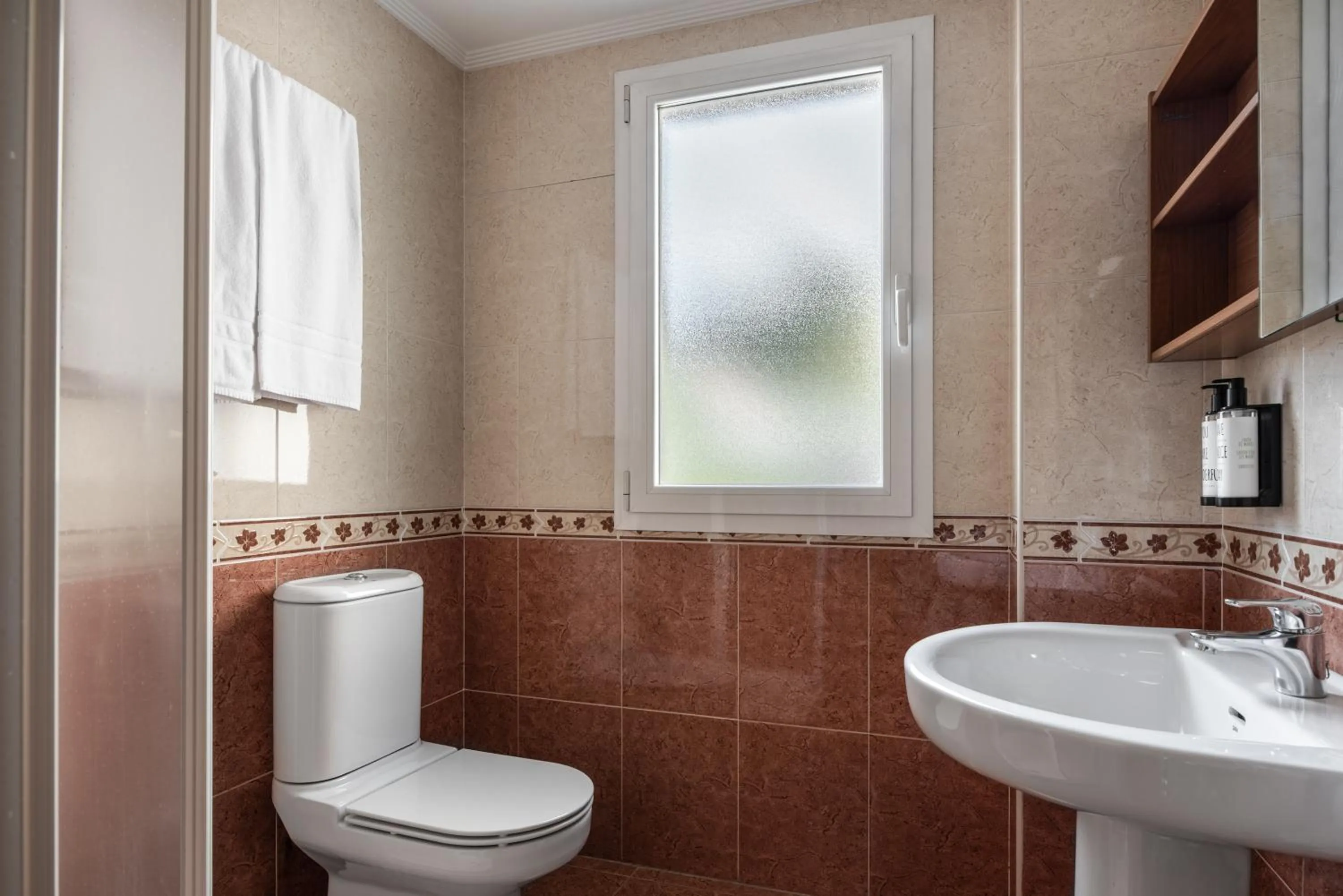 Bathroom in Apartamentos El Cid