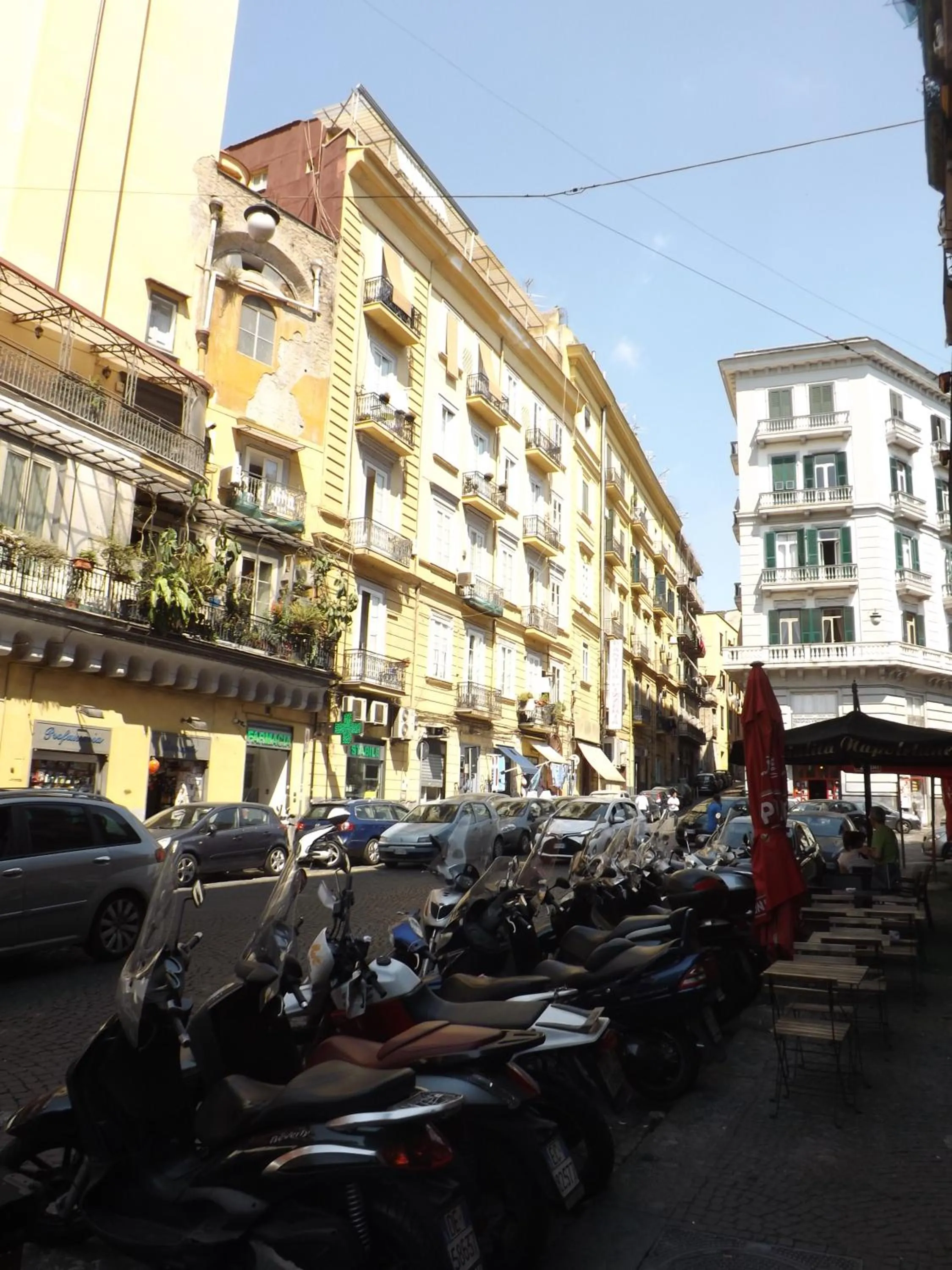 Property building in Domus Alma