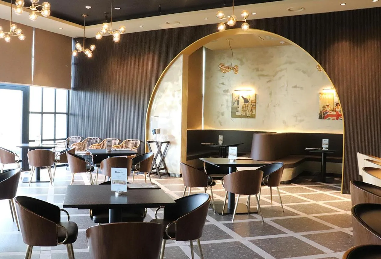 Restaurant/places to eat in The Suites Hotel Jeju