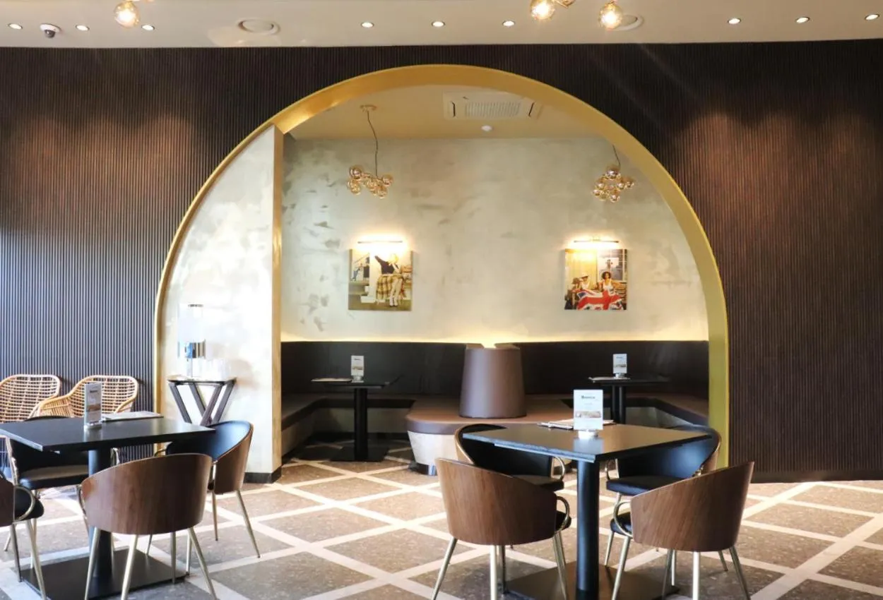 Restaurant/places to eat in The Suites Hotel Jeju