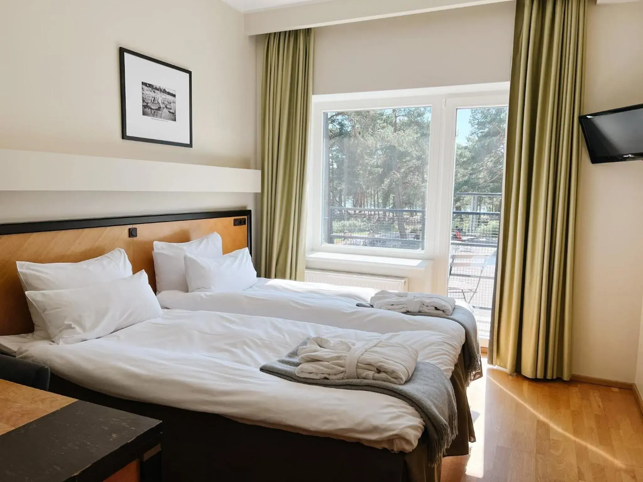 Standard Twin Room with Sea View in LaSpa Standard Twin Room with Sea View in LaSpa