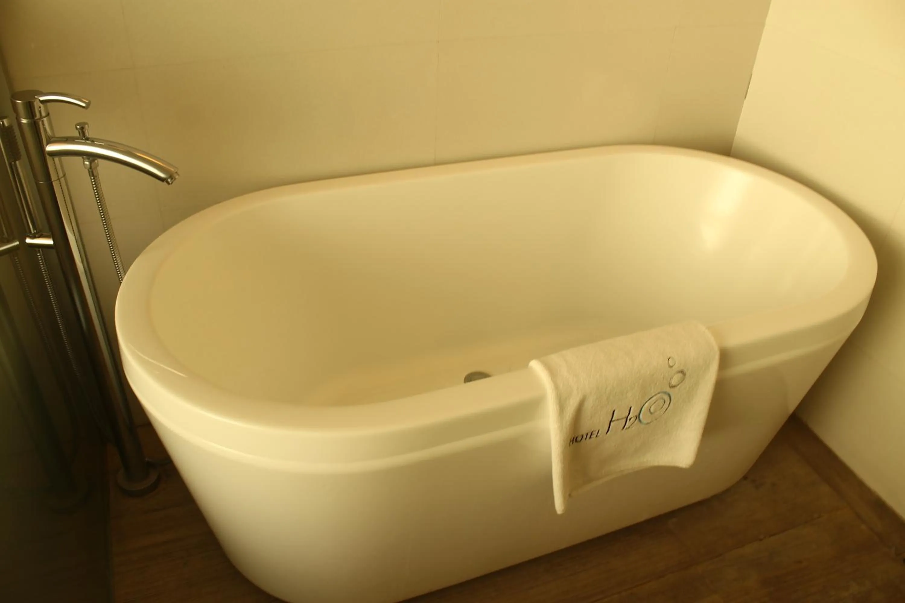 Hot Tub in Hotel H2O