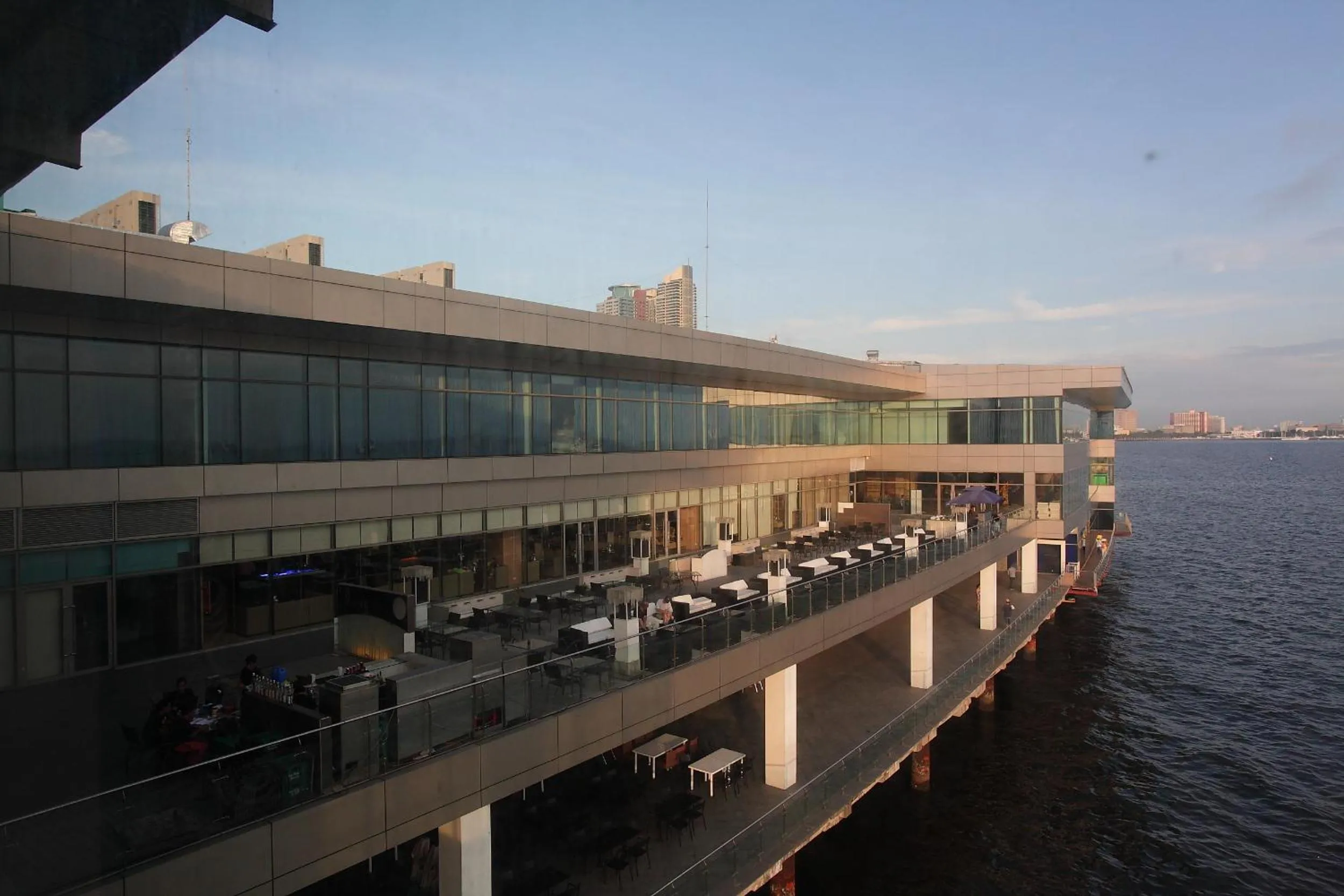 Facade/entrance in Hotel H2O