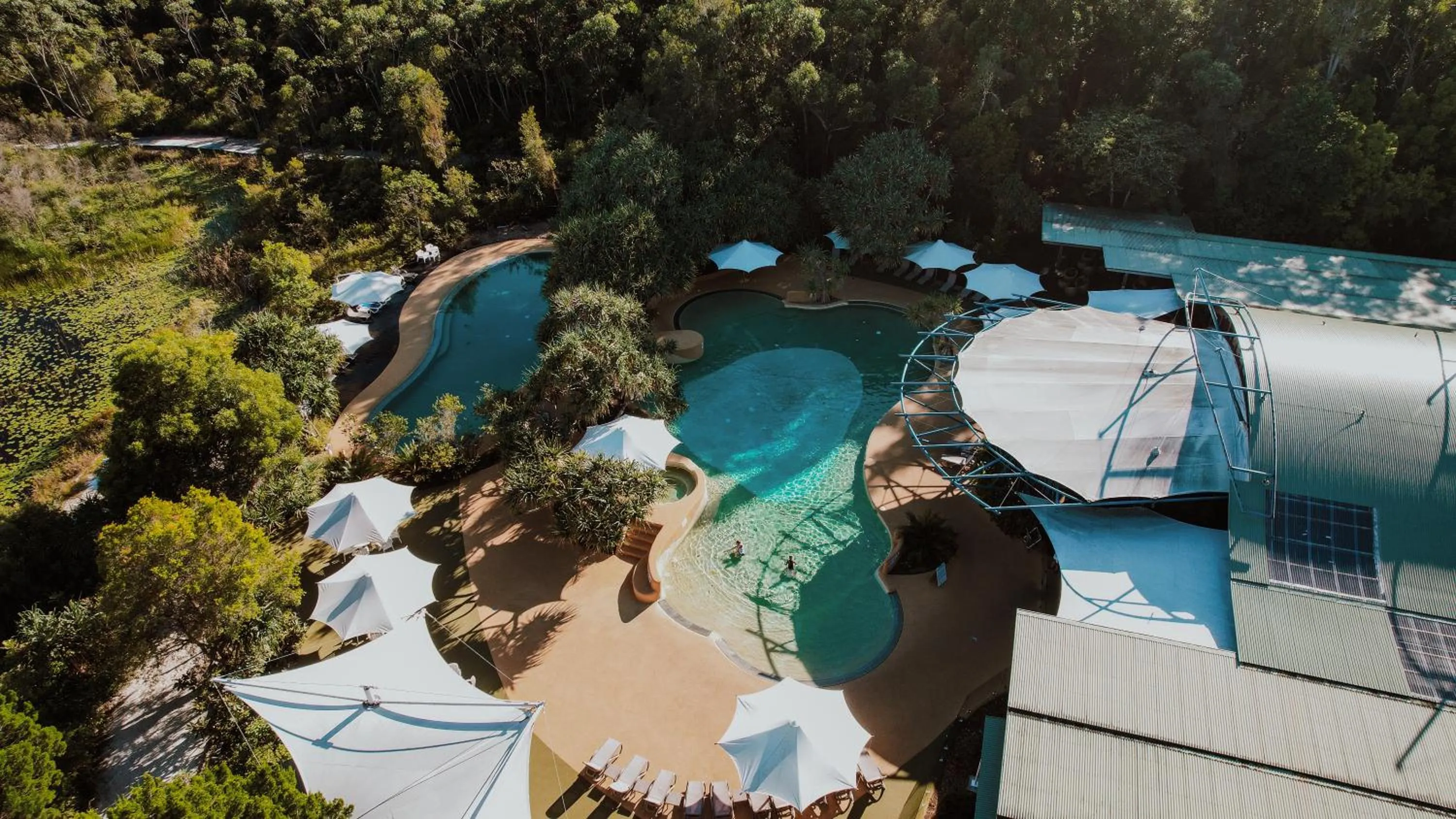 Property building in Kingfisher Bay Resort