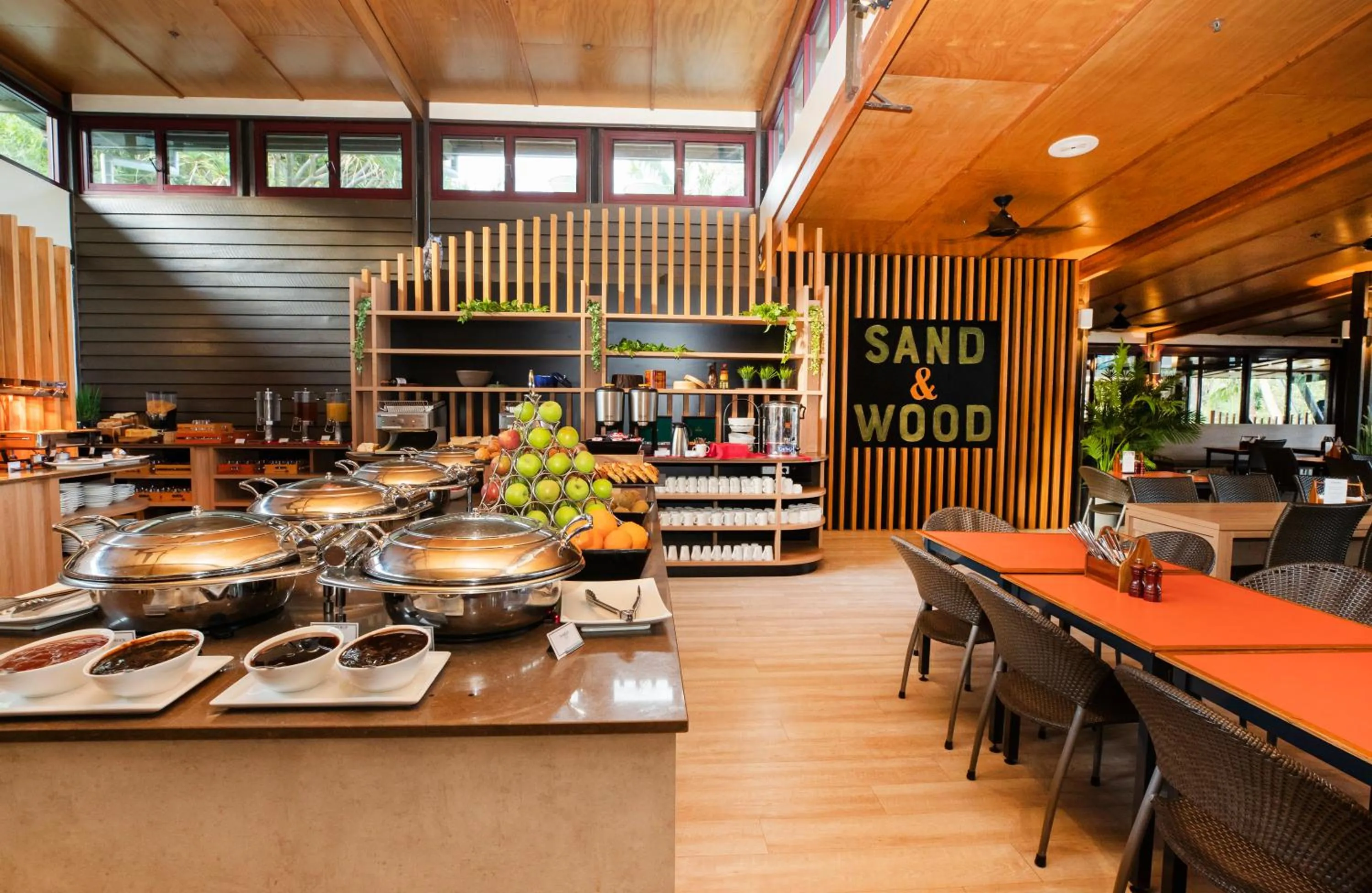 Restaurant/places to eat in Kingfisher Bay Resort