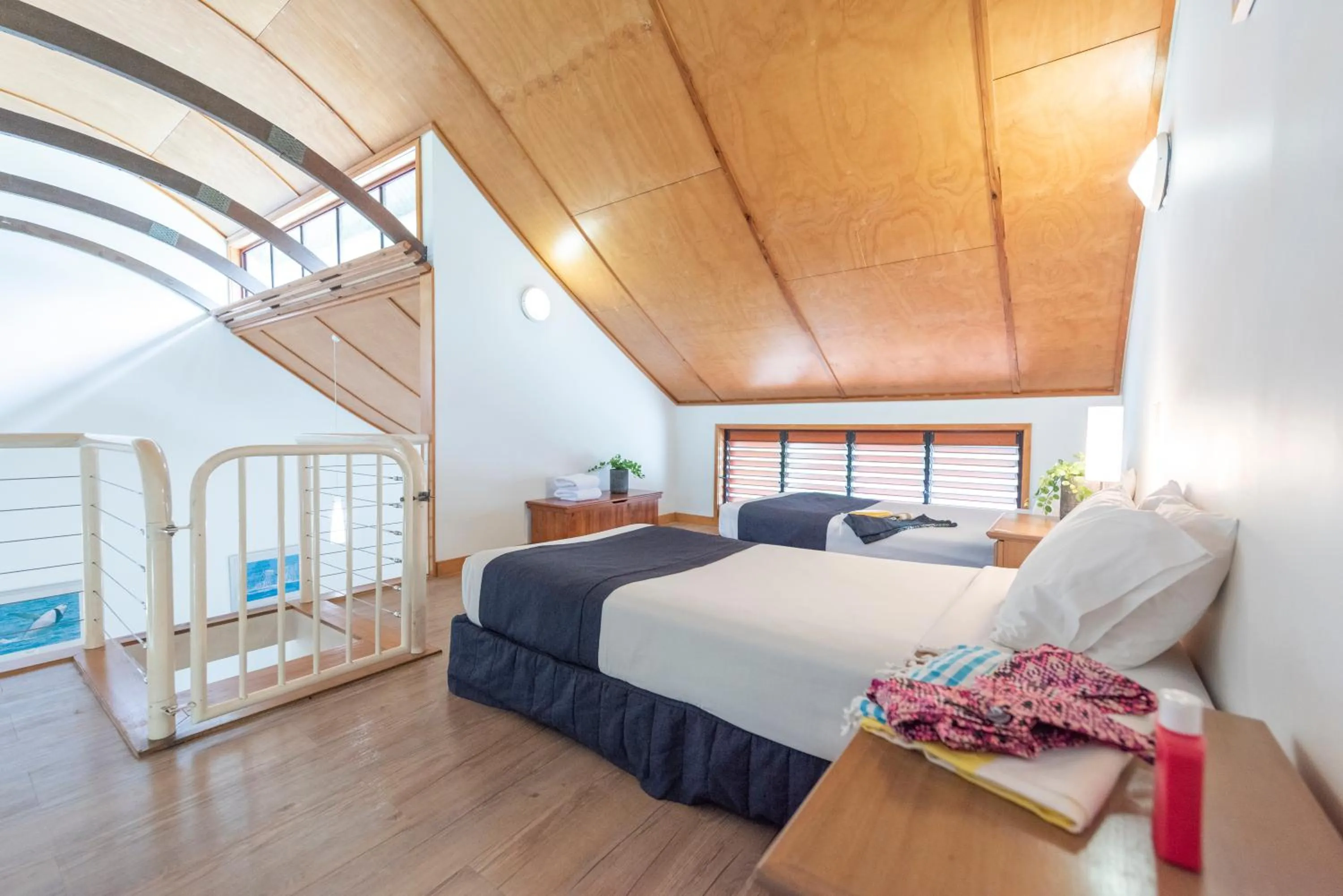 Bed in Kingfisher Bay Resort