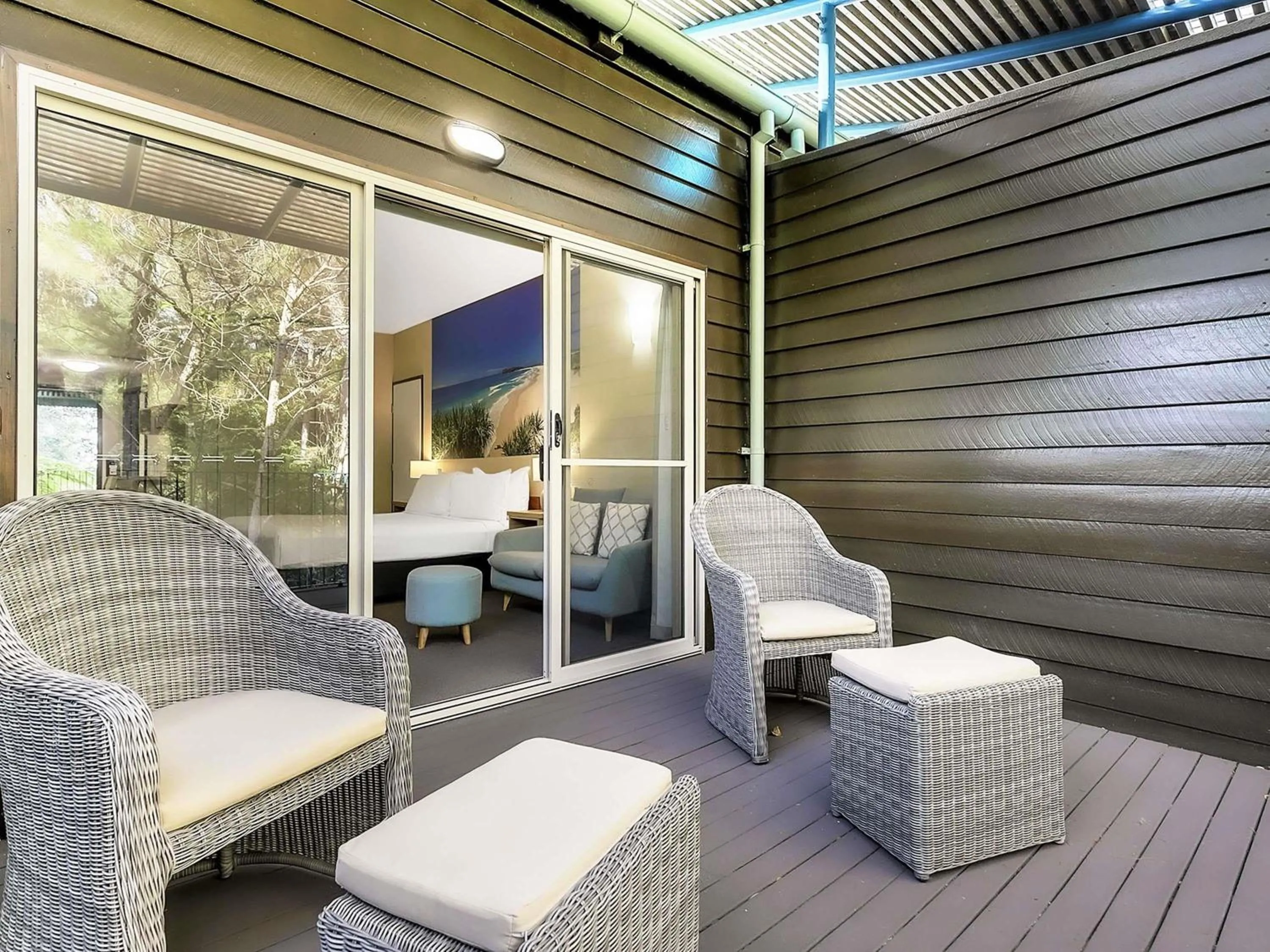 Bedroom in Kingfisher Bay Resort