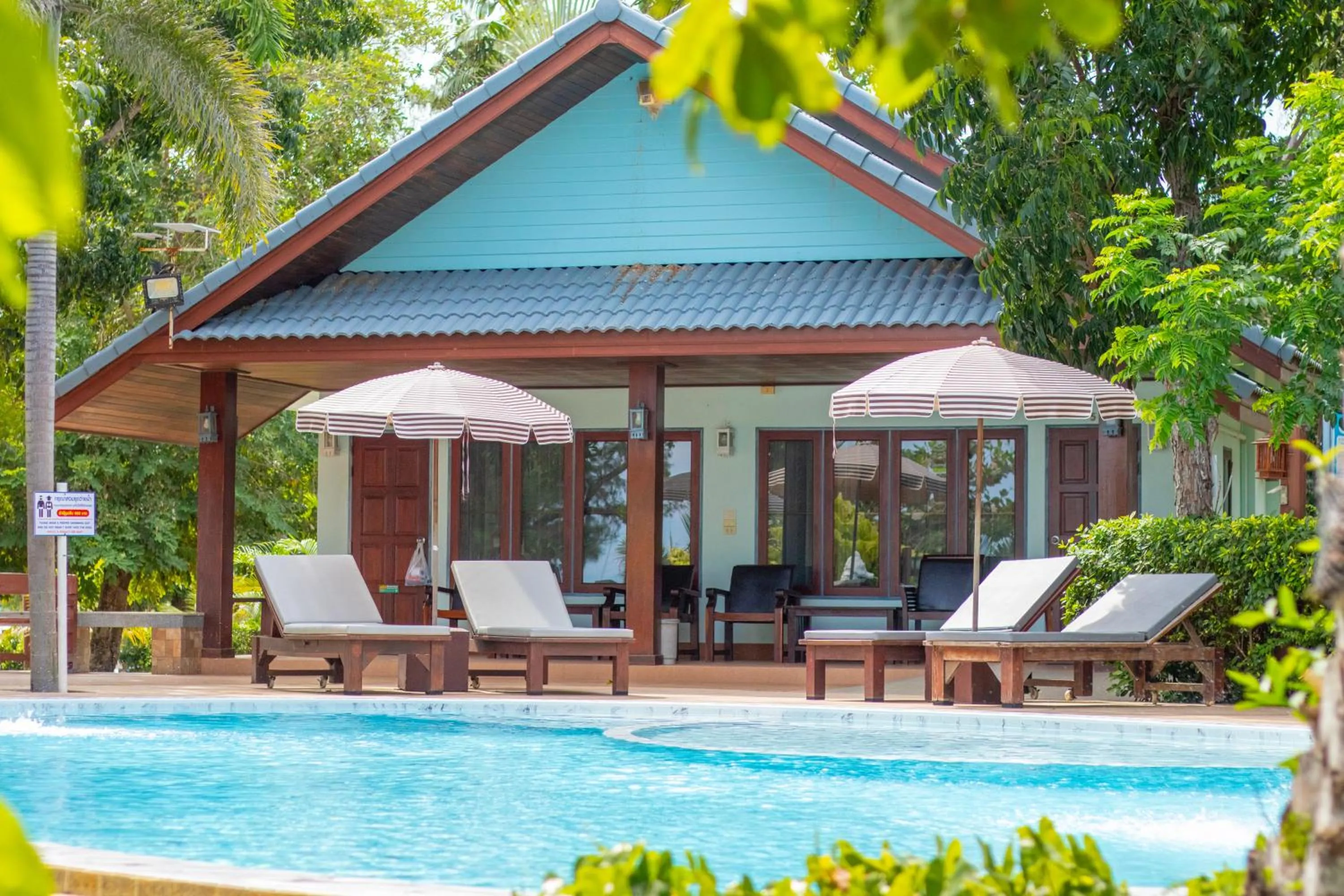 Property building in Rocky Point Resort