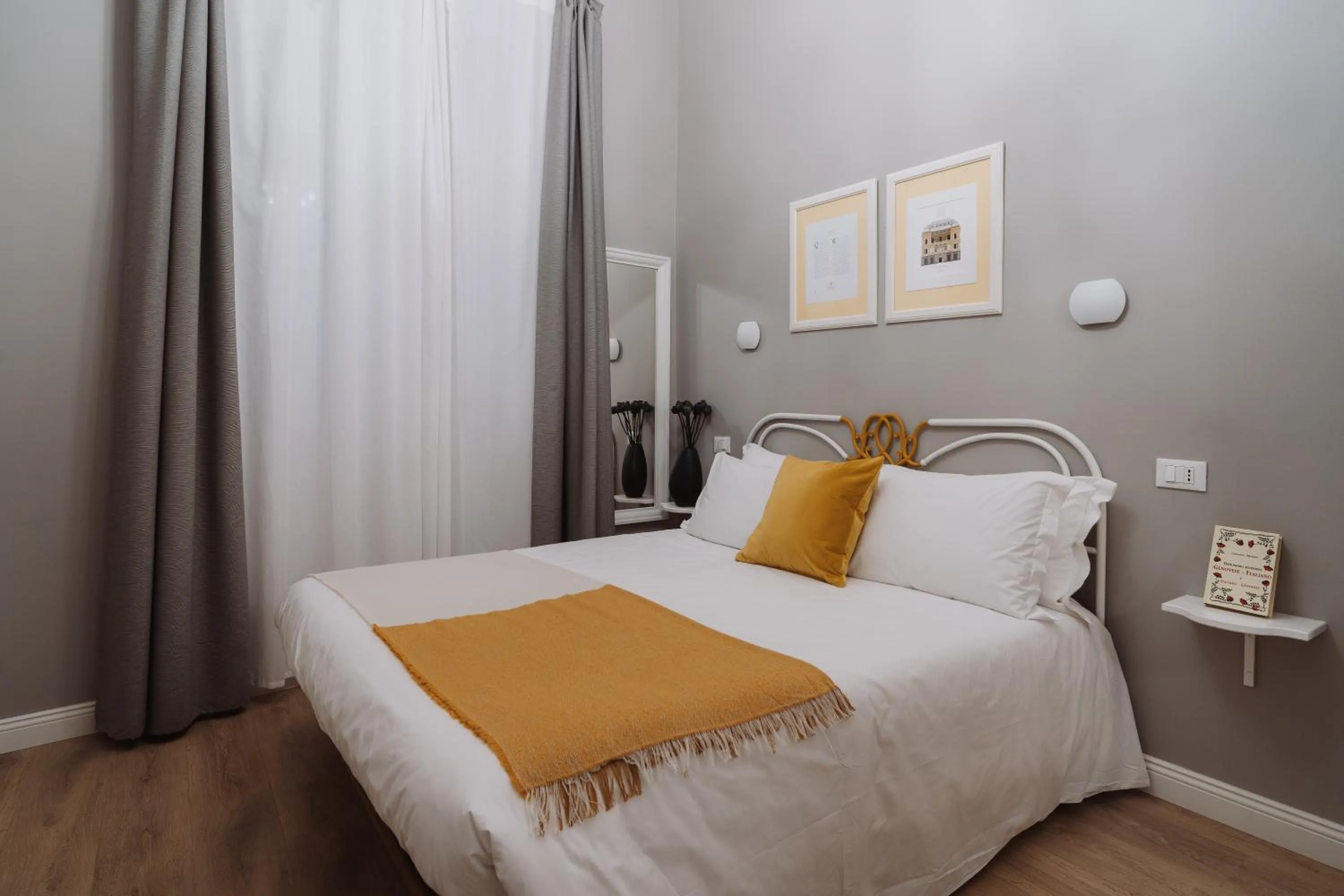 Bed in Rooms Genova dei Rolli