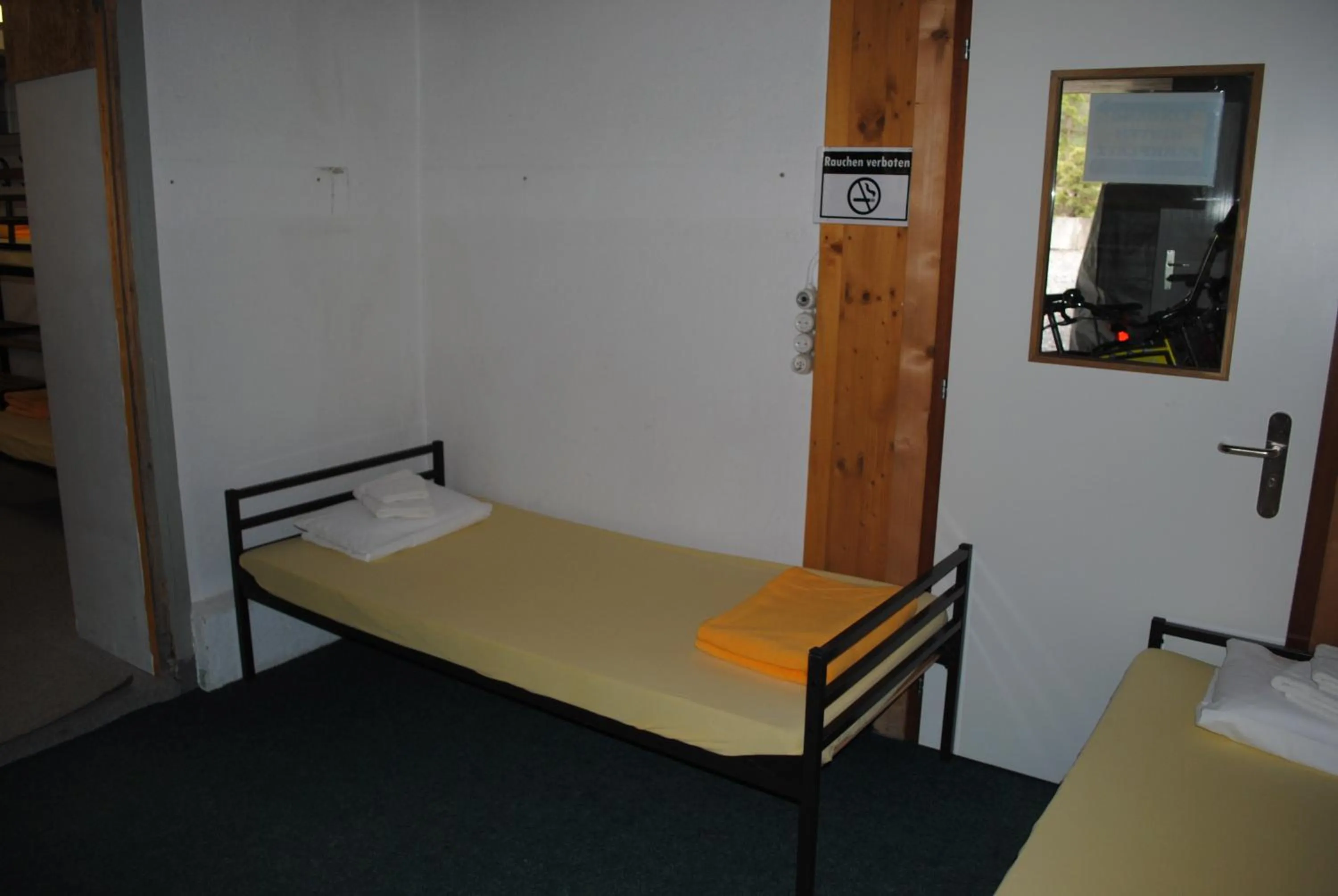 Bed in Hotel Des Alpes