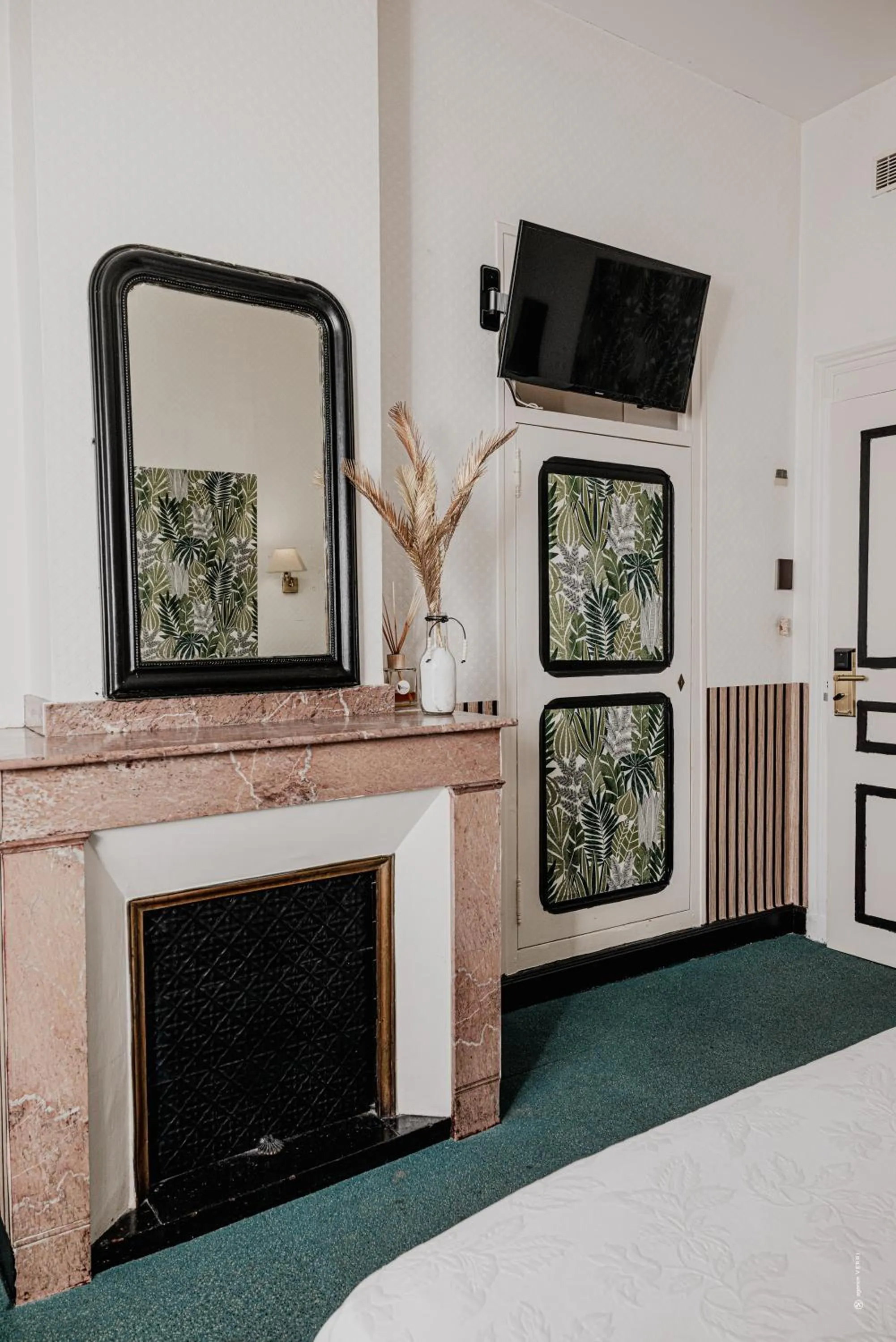 Hotel Moderne Et Pigeon