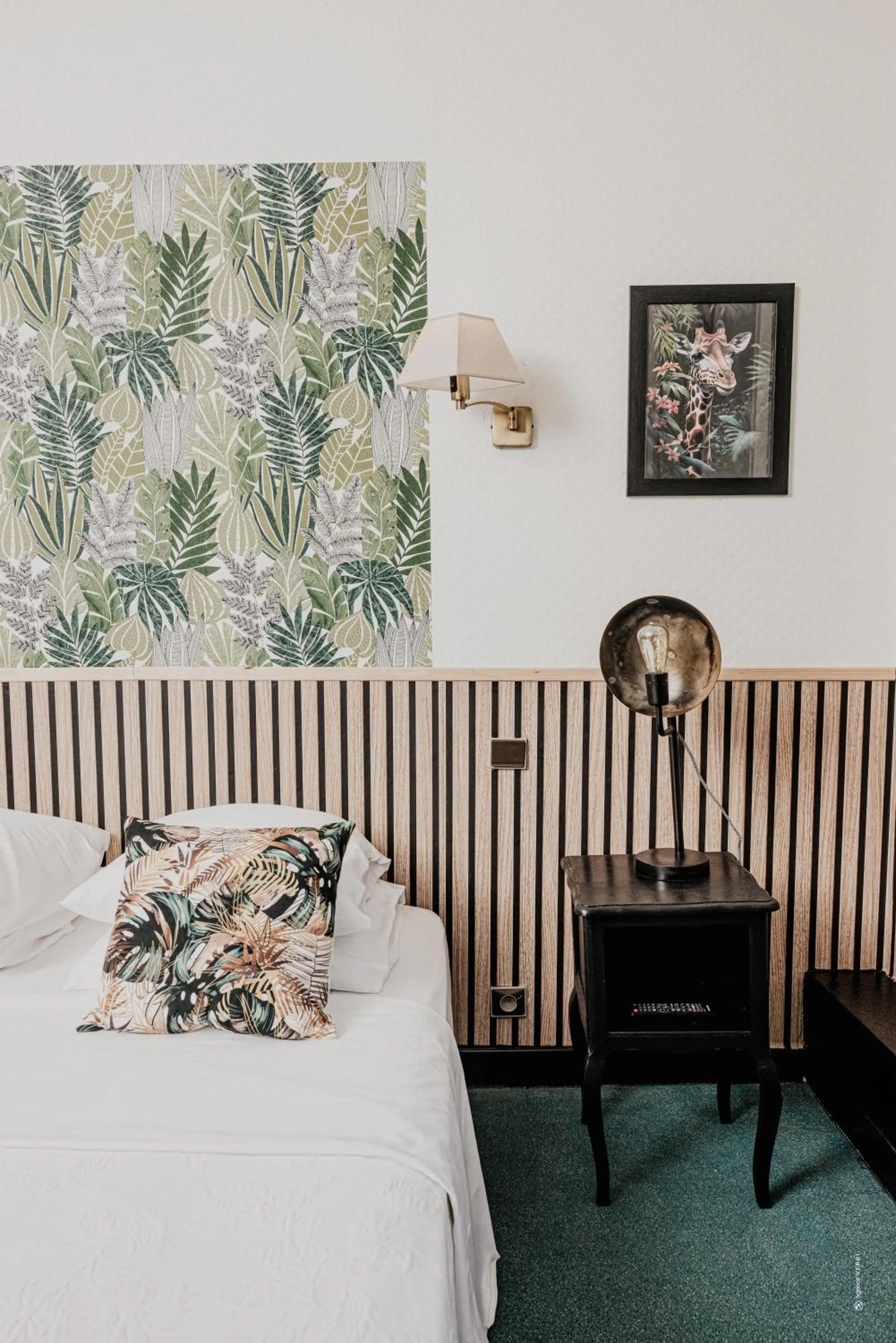 Bed in Hotel Moderne Et Pigeon