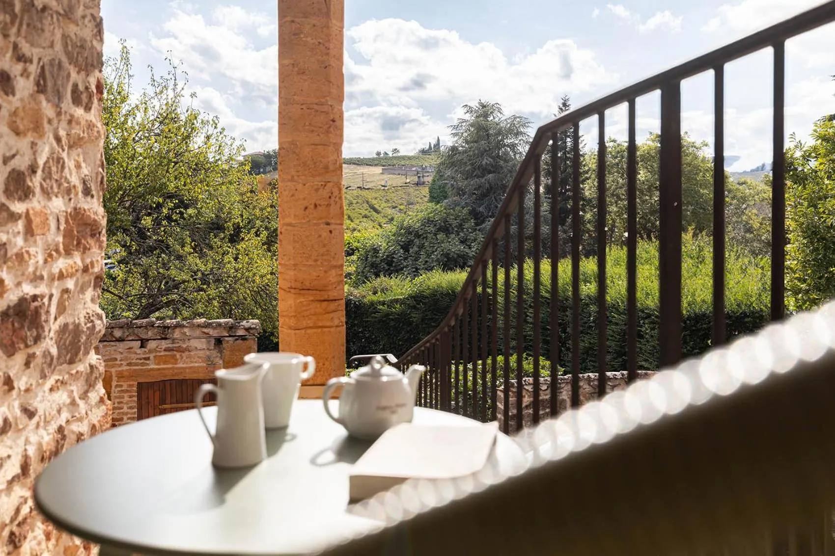 Natural landscape in Contact Hôtels Le Savigny & Spa