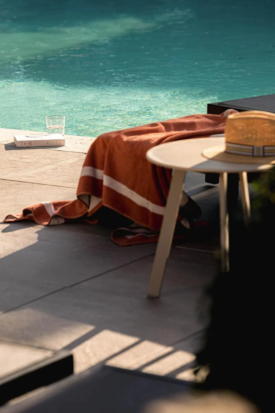 Swimming pool in Contact Hôtels Le Savigny & Spa