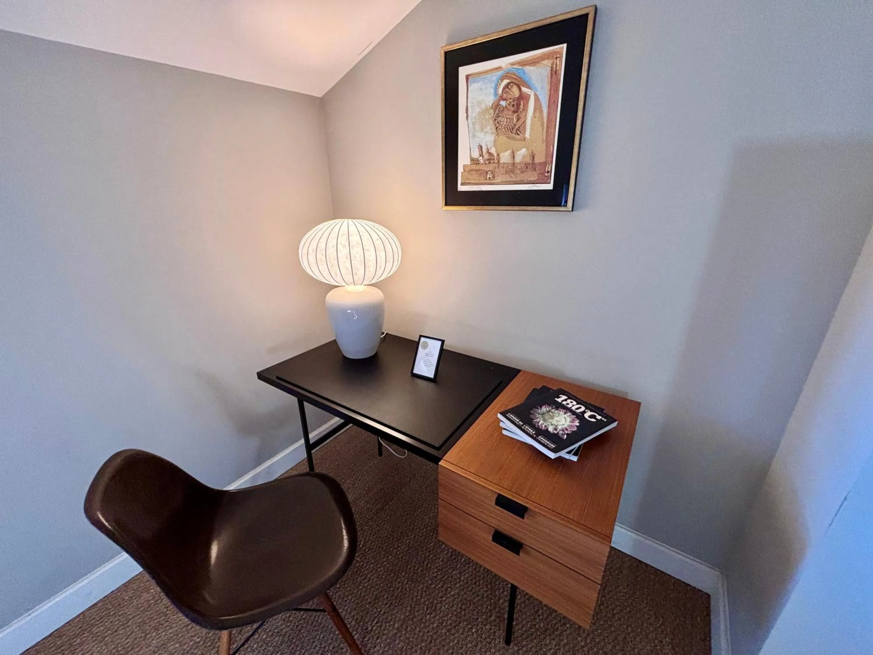 Bedroom in Merci Papa Merci Maman