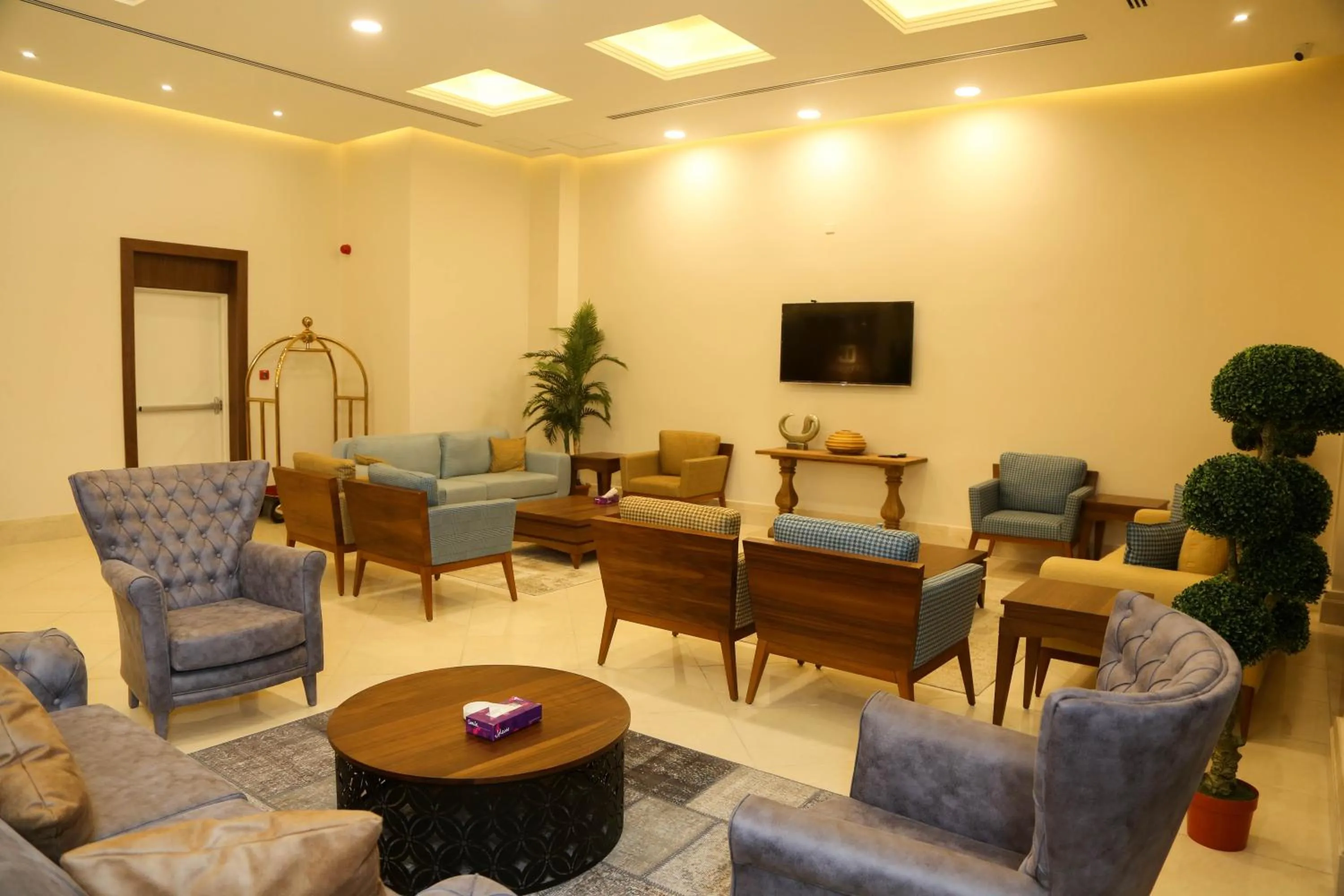 Lobby or reception in City Tower Hotel