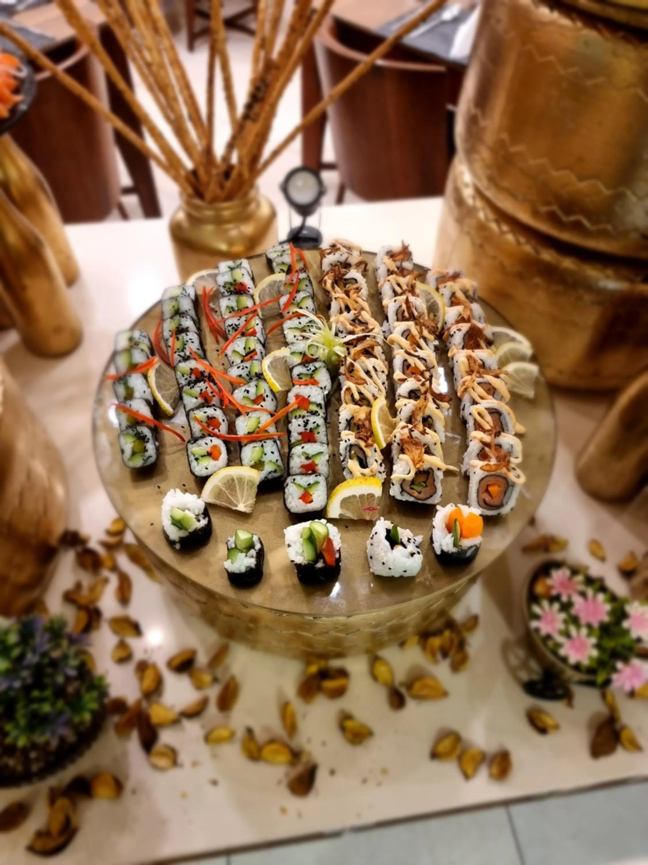 Restaurant/places to eat in City Tower Hotel