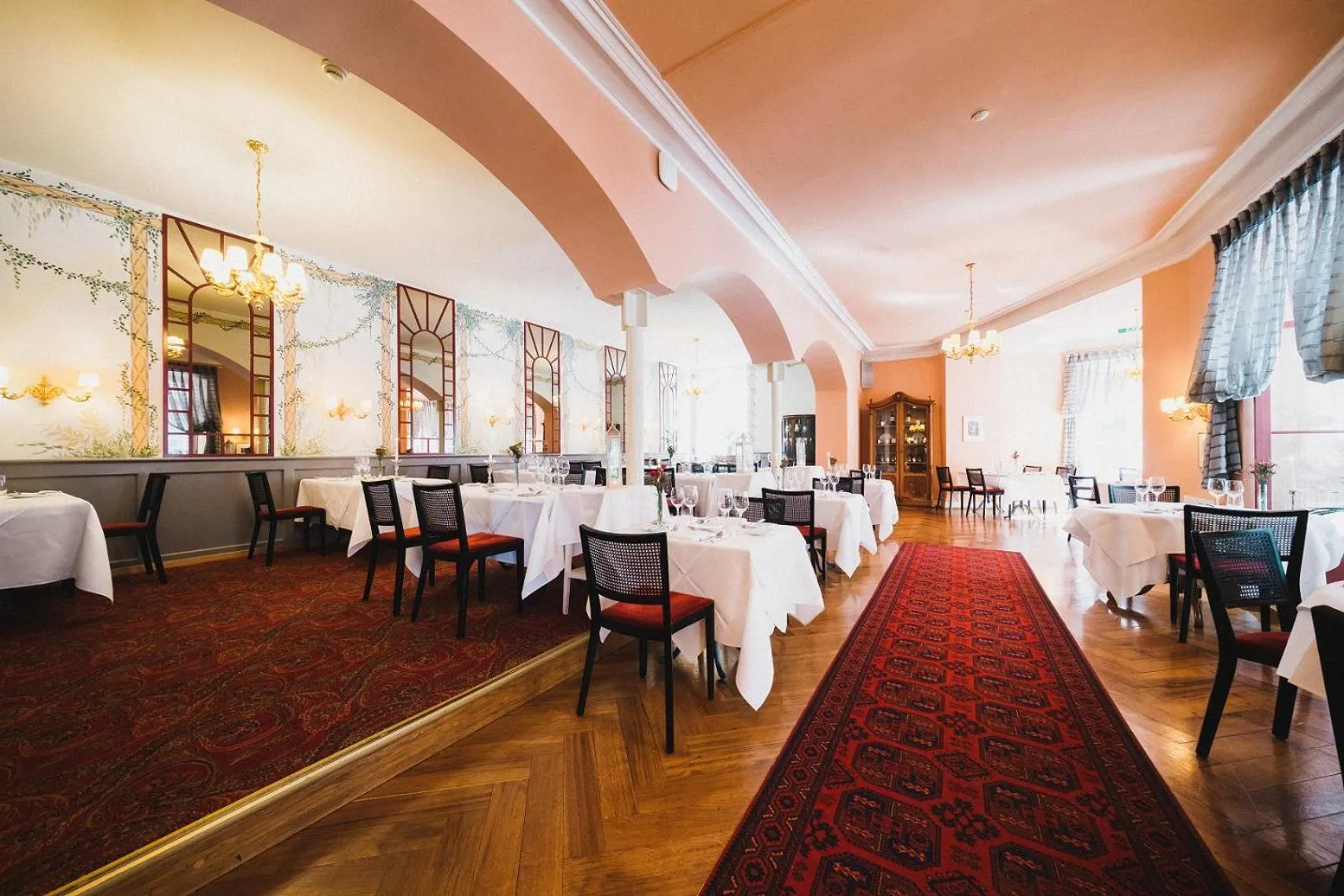 Restaurant/places to eat in Grandhotel Giessbach