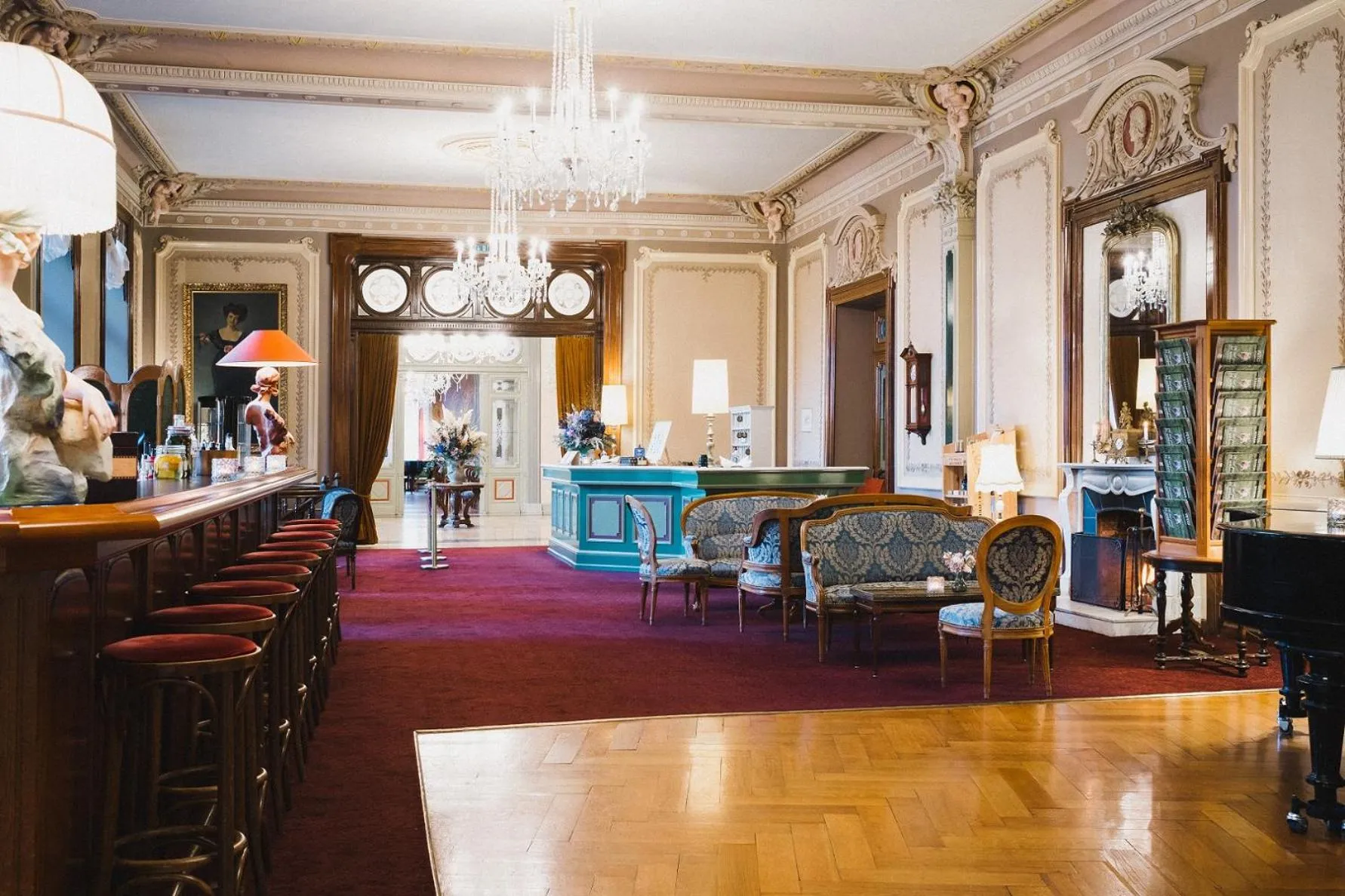 Lobby or reception in Grandhotel Giessbach