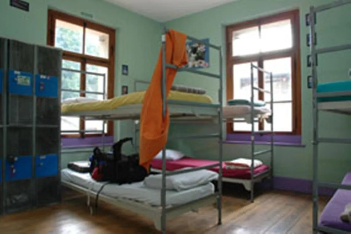 Bed in Funny Farm Backpackers