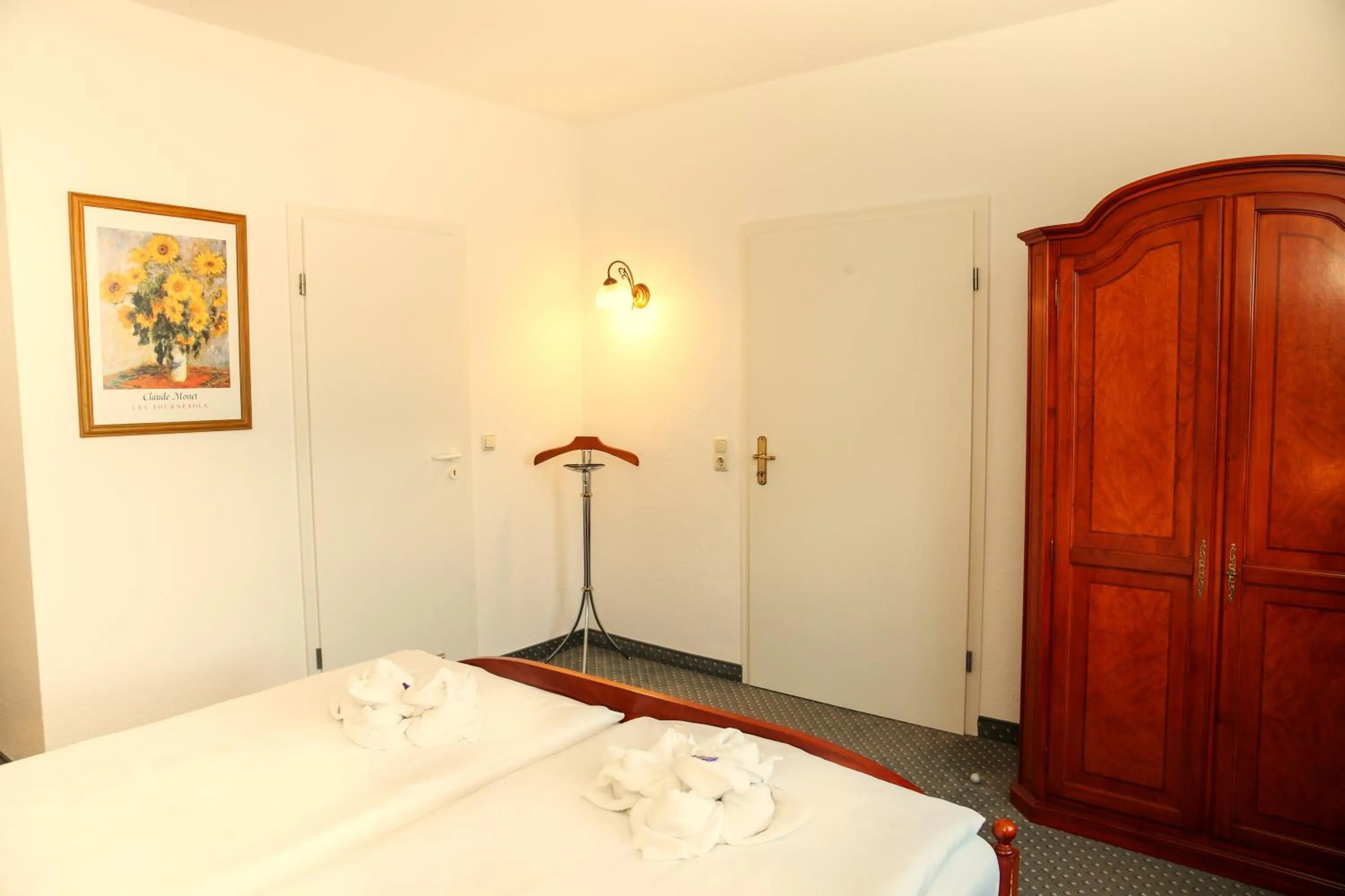 Bed in Hotel Esplanade Garni