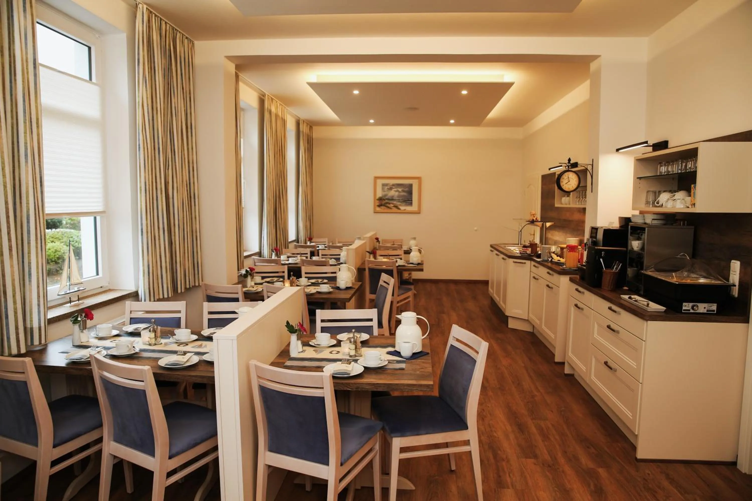 Breakfast in Hotel Esplanade Garni