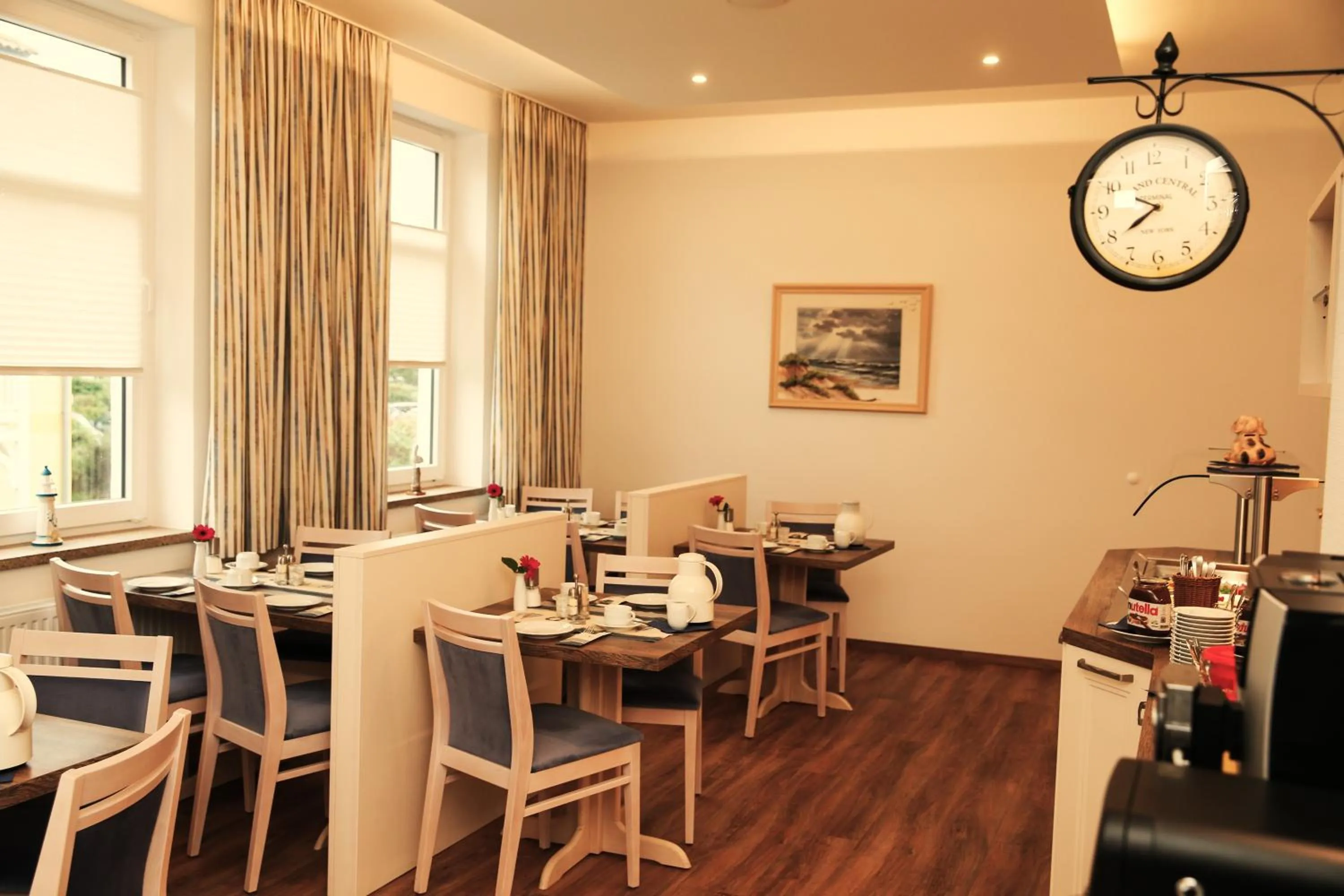 Breakfast in Hotel Esplanade Garni