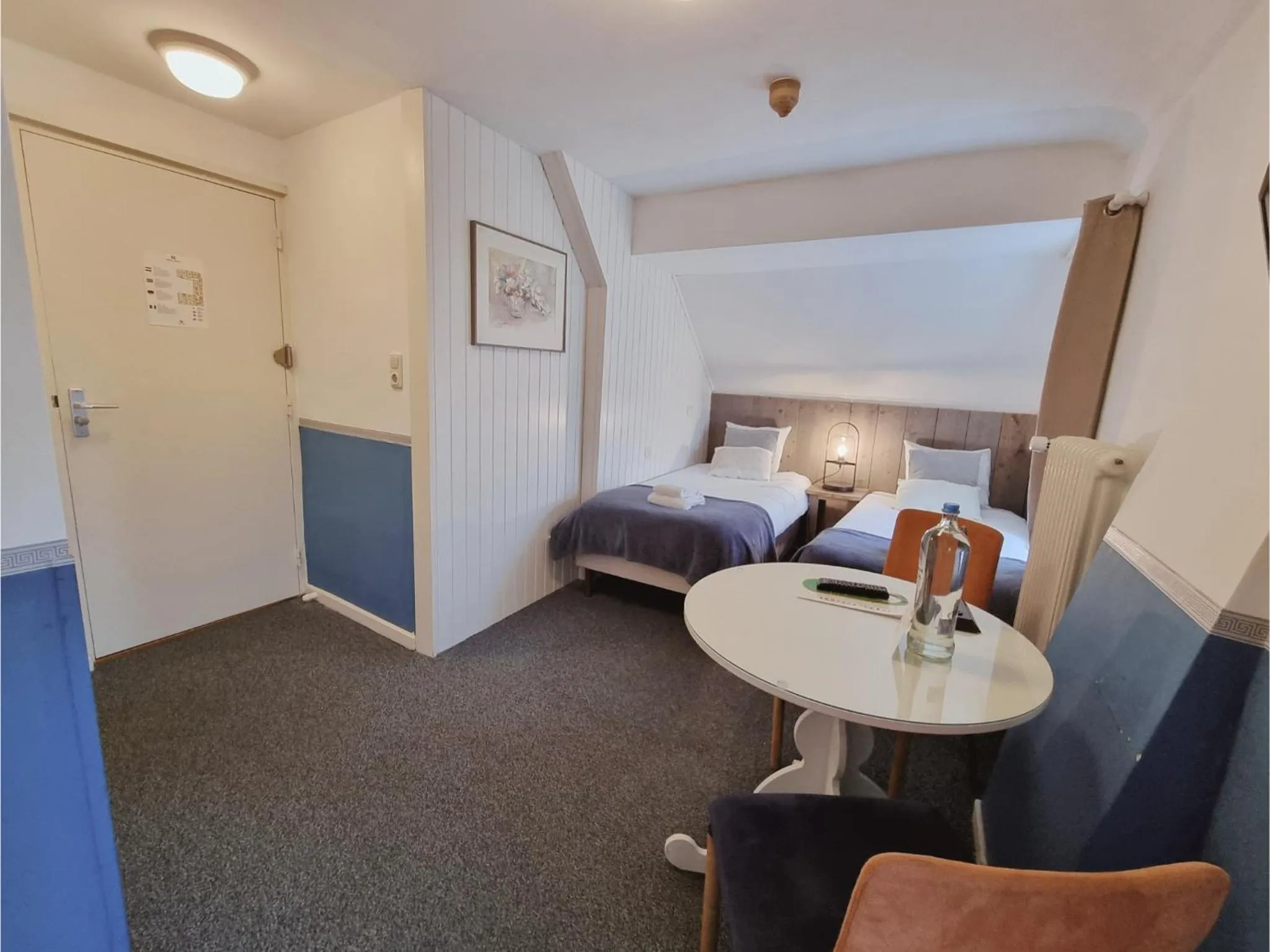 Photo of the whole room, Bed in Hotel Brull