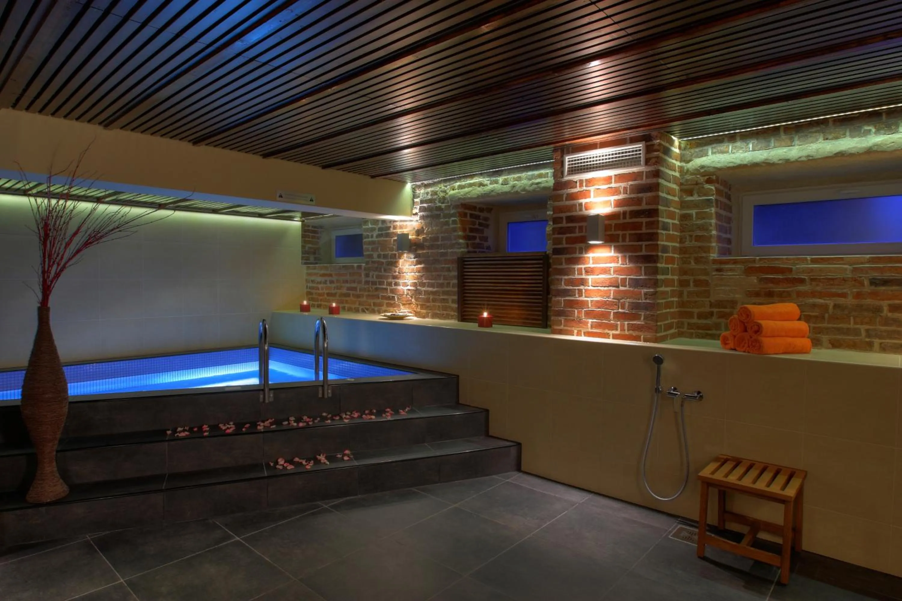Spa and wellness centre/facilities in Kreutzwald Hotel Tallinn