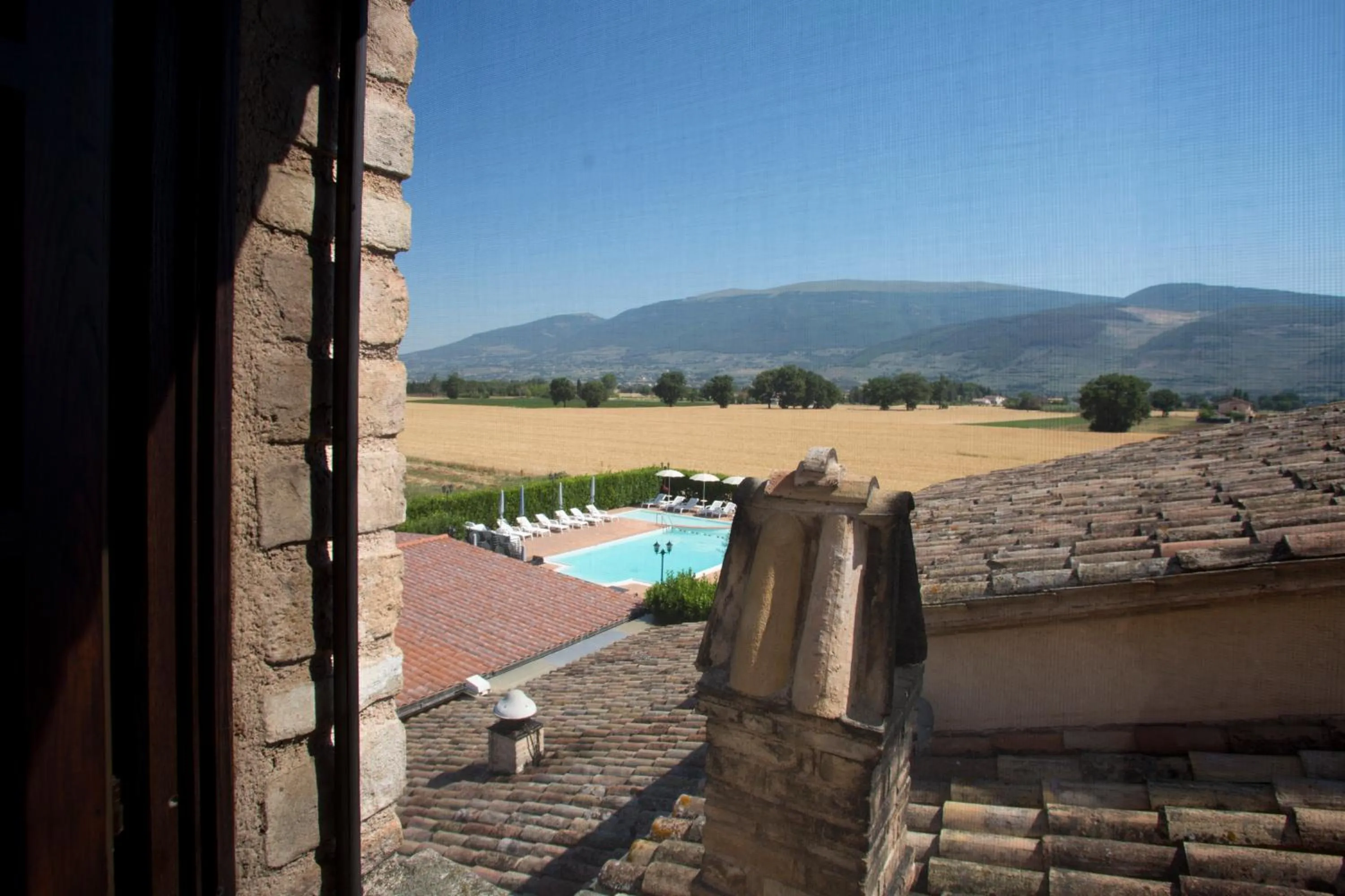Garden view in Terre Del Cantico Country House