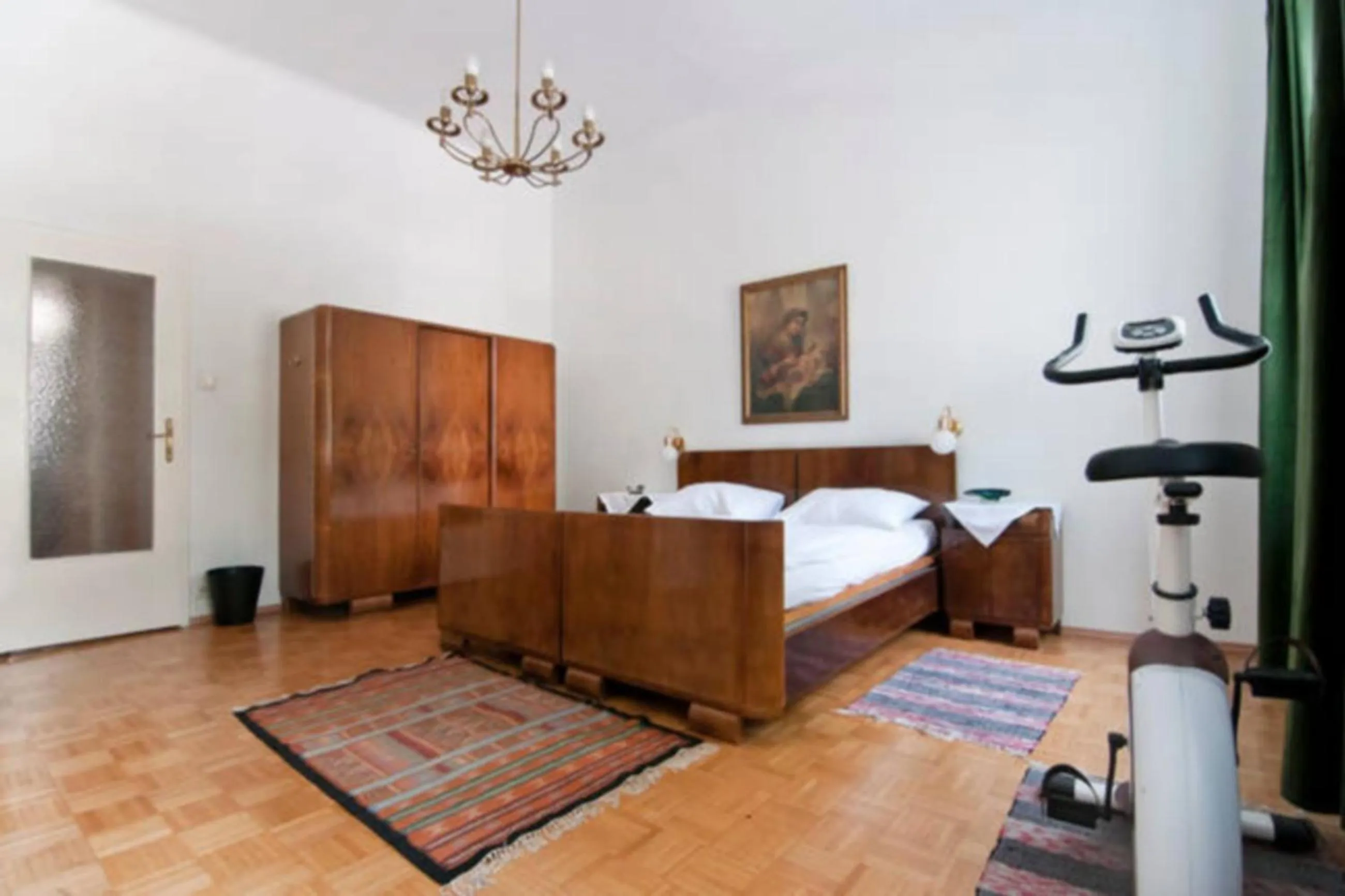 Photo of the whole room, Bed in Haus Max