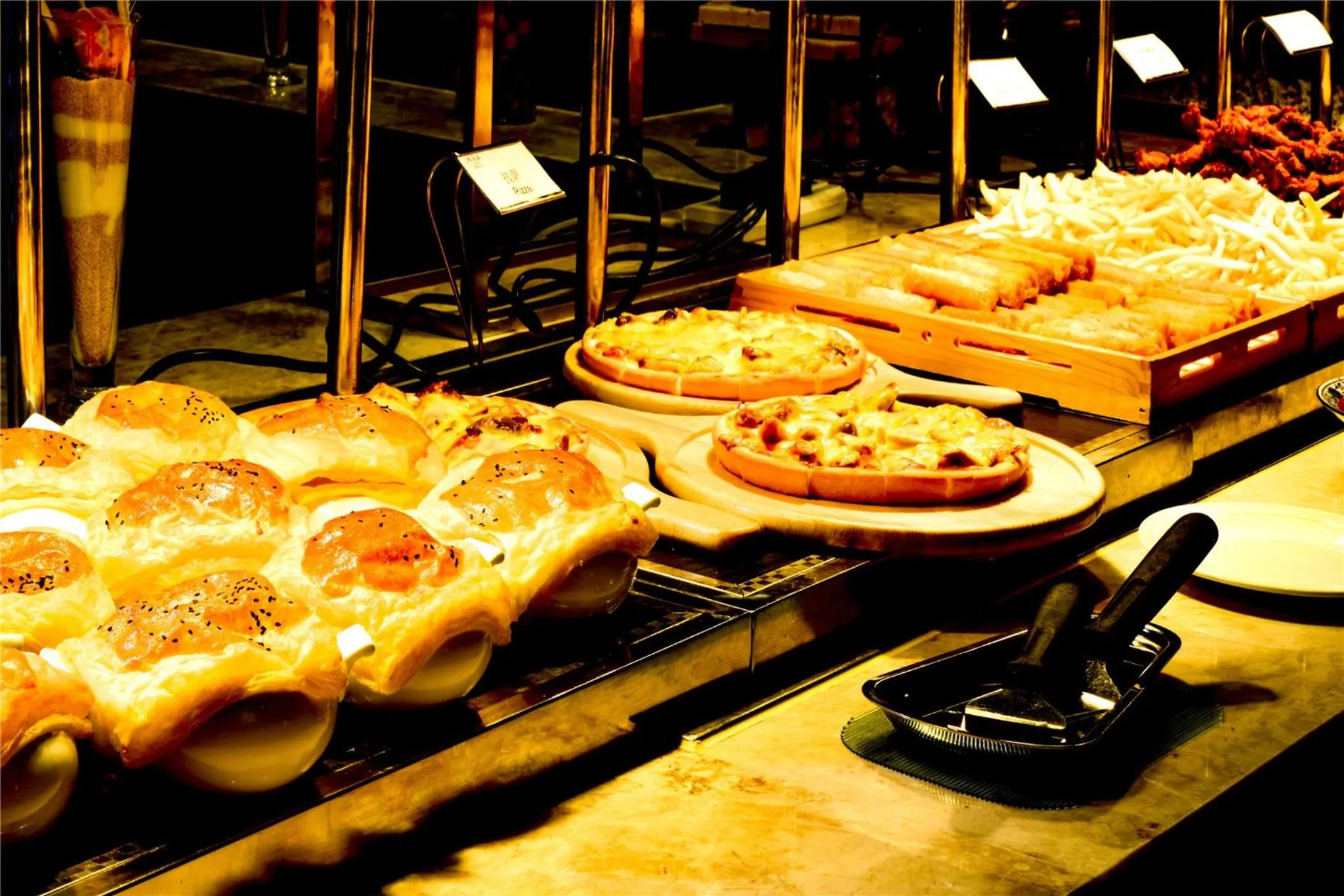 Restaurant/places to eat in Ramada Heze