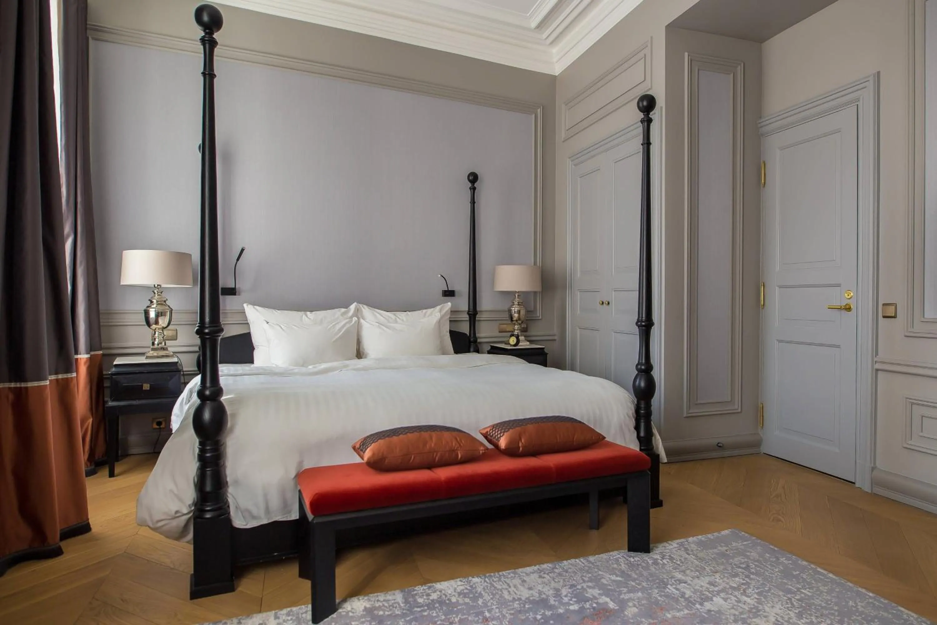 Bedroom, Bed in Hotel Telegraaf, Autograph Collection