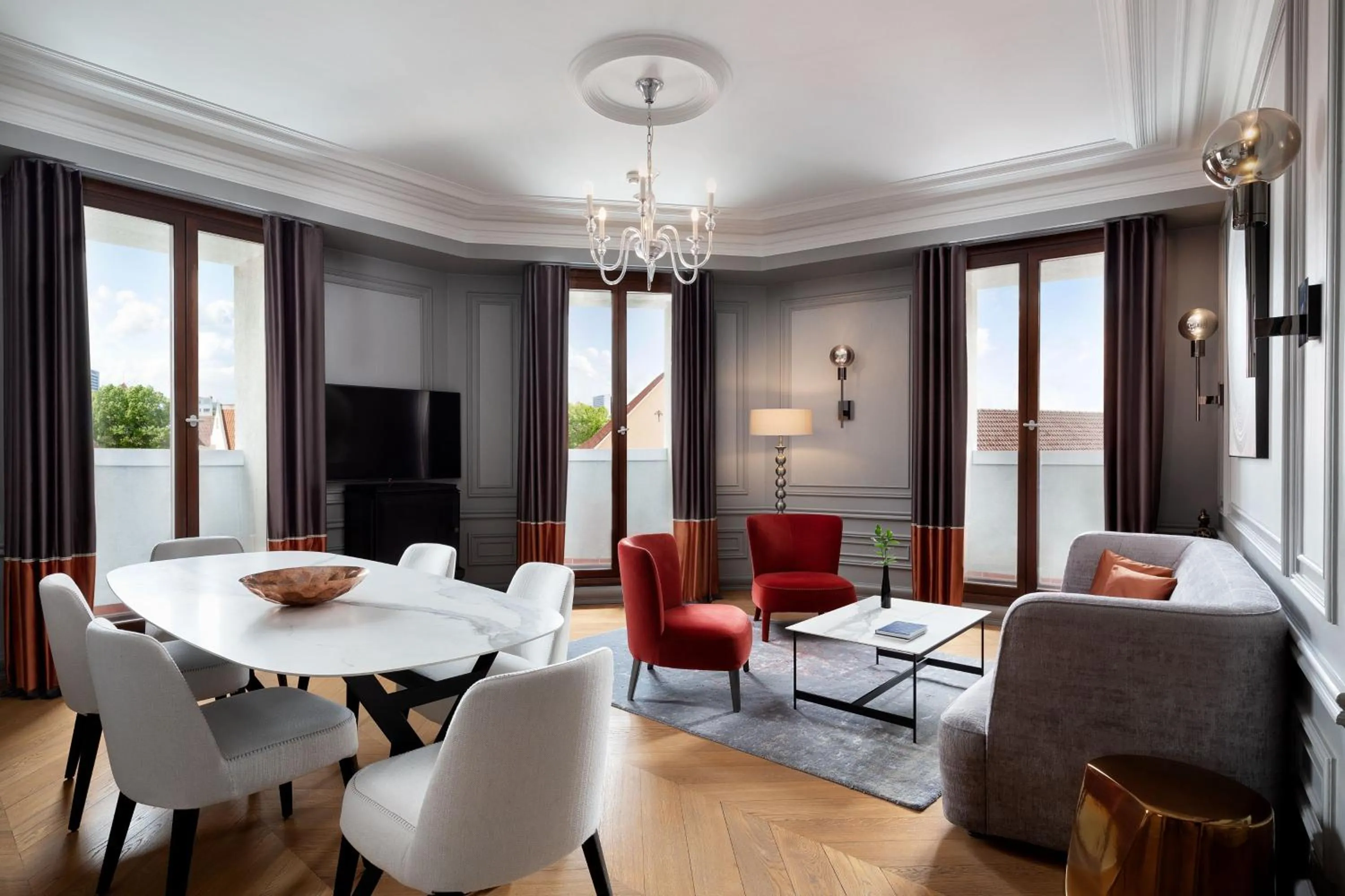 Bedroom in Hotel Telegraaf, Autograph Collection