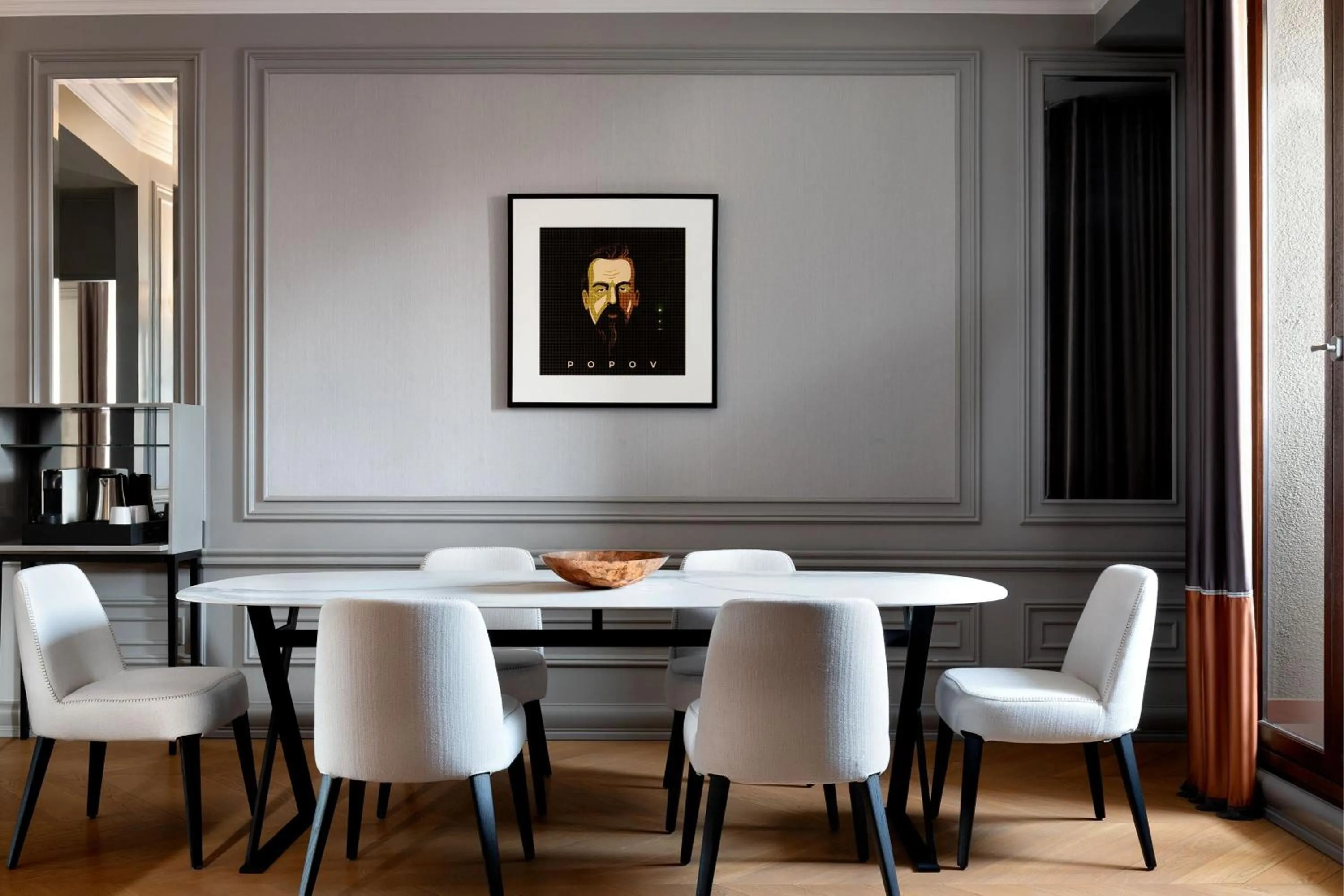 Bedroom in Hotel Telegraaf, Autograph Collection