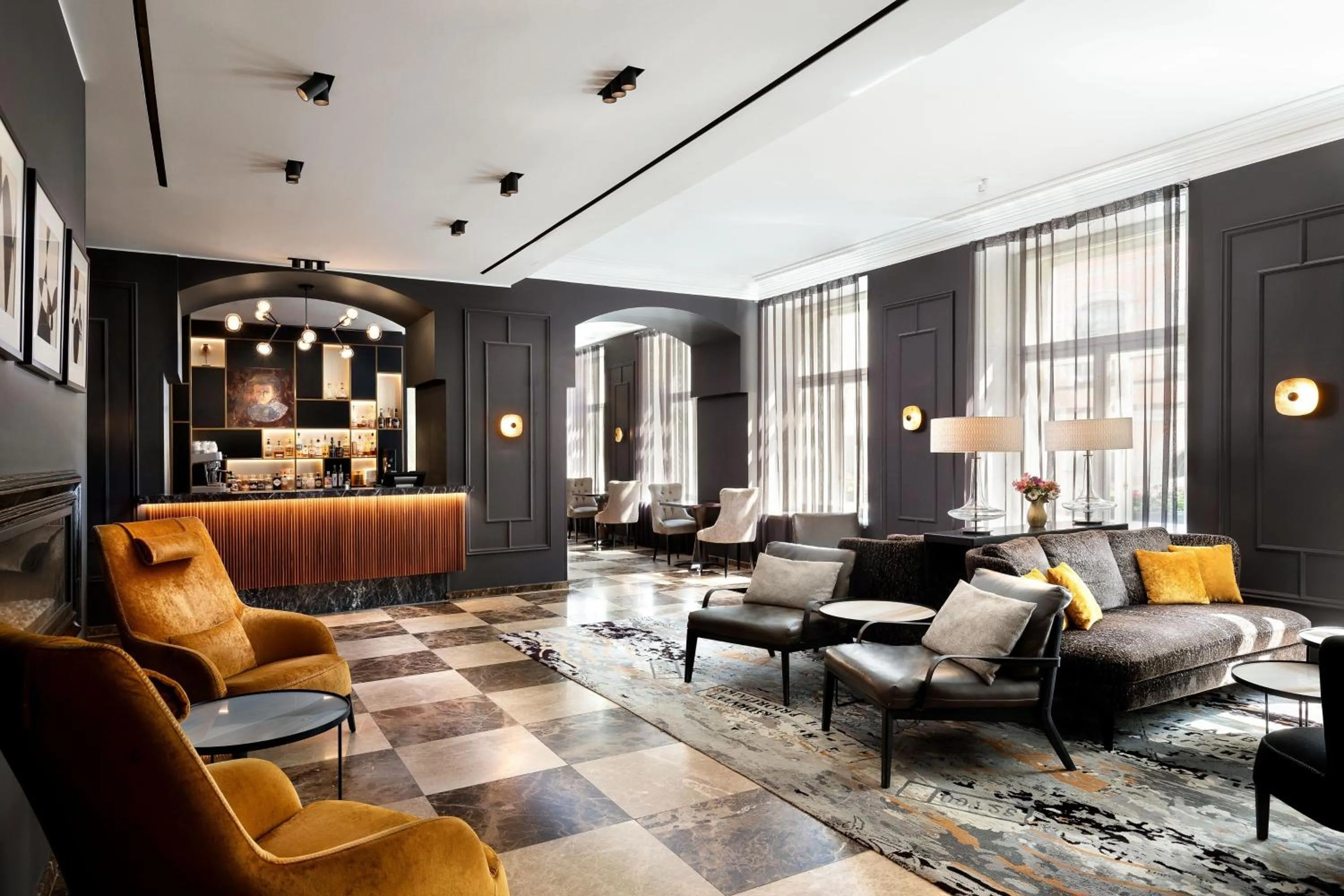 Lobby or reception in Hotel Telegraaf, Autograph Collection