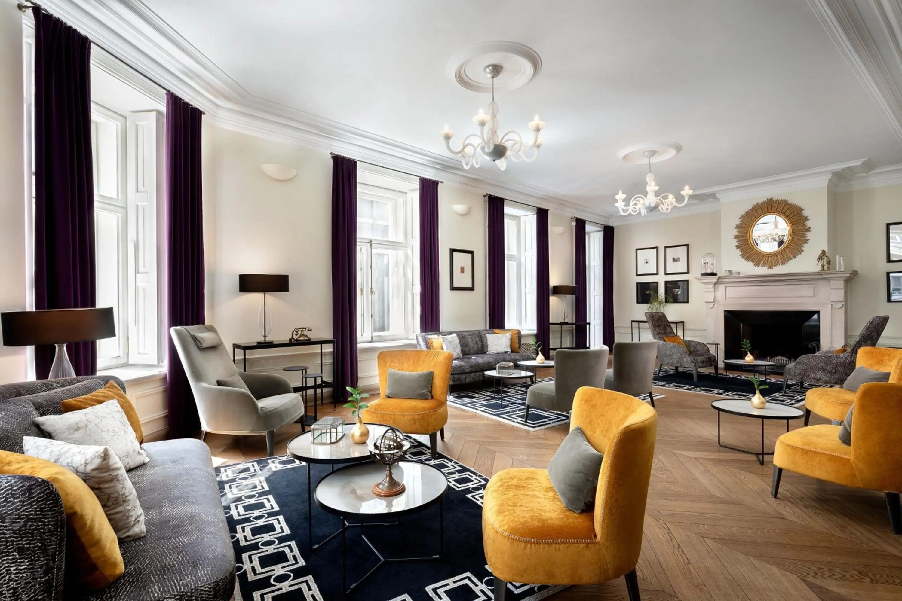 Lounge or bar in Hotel Telegraaf, Autograph Collection