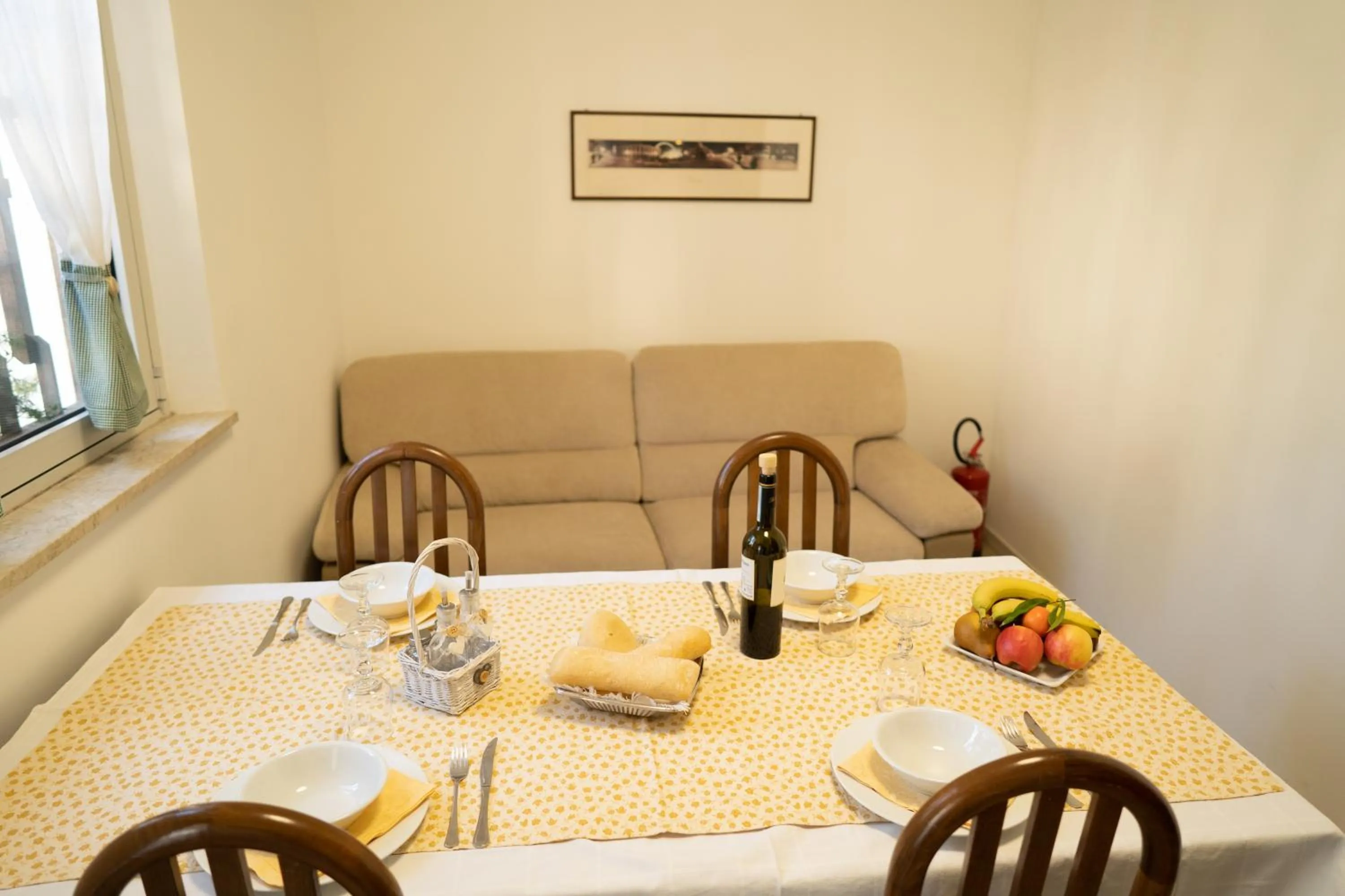 Restaurant/places to eat in Hotel Europa