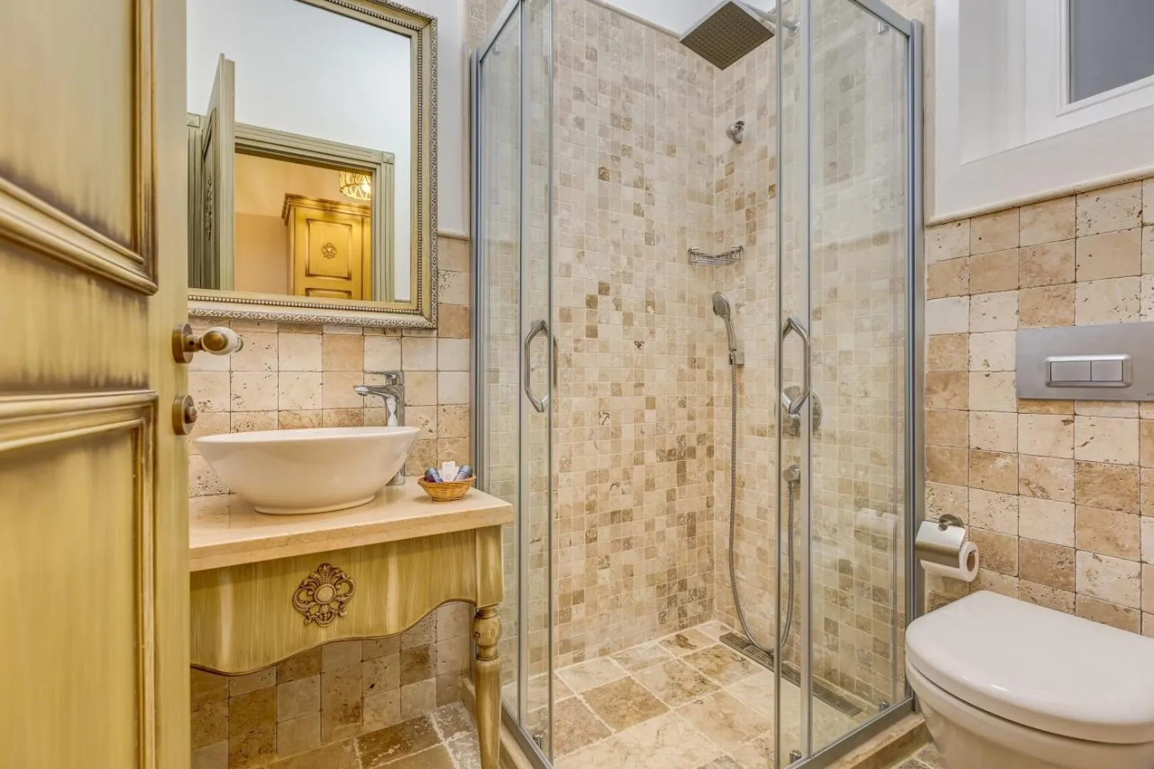 Shower in Bel Canto Alaçatı Hotel