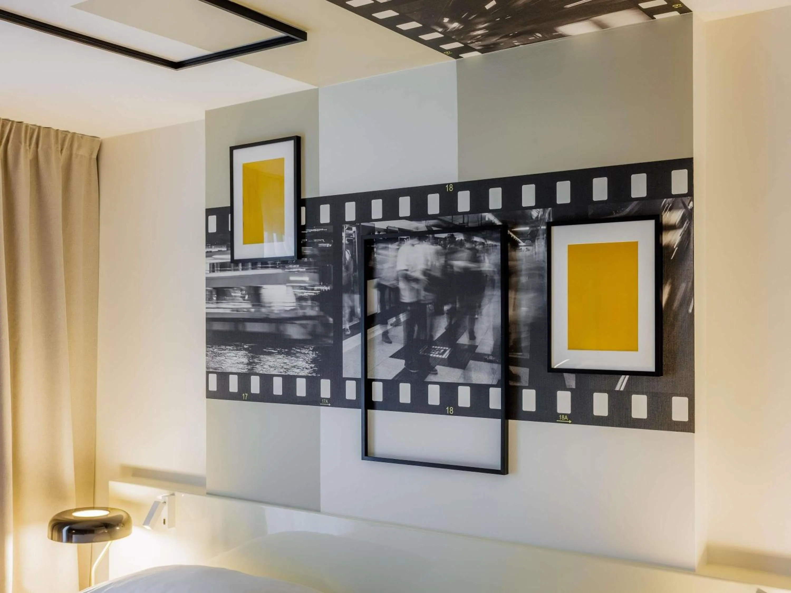 Bedroom in ibis Styles Tallinn