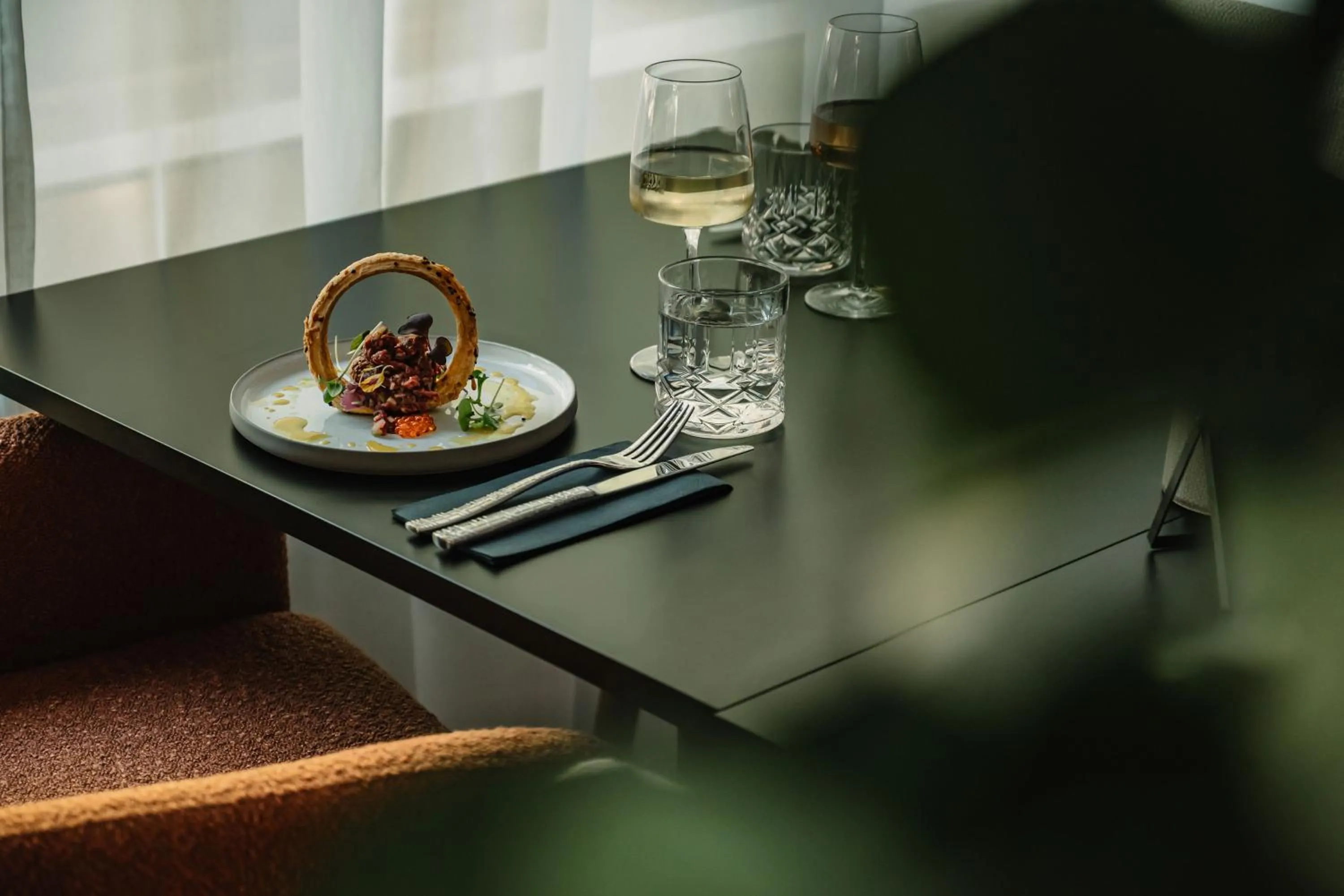 Dining area in ibis Styles Tallinn