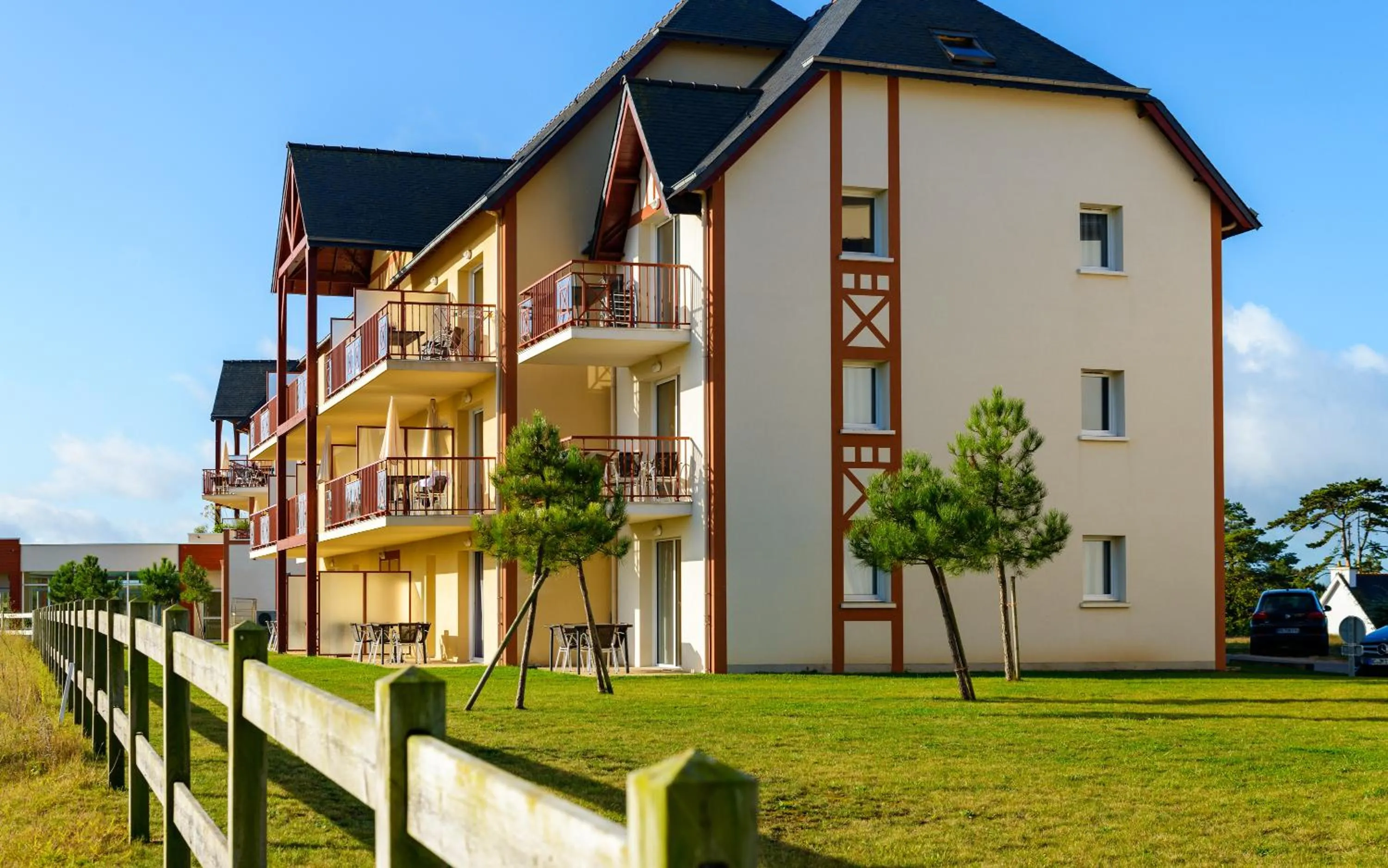 Facade/entrance in Lagrange Vacances Cap Green