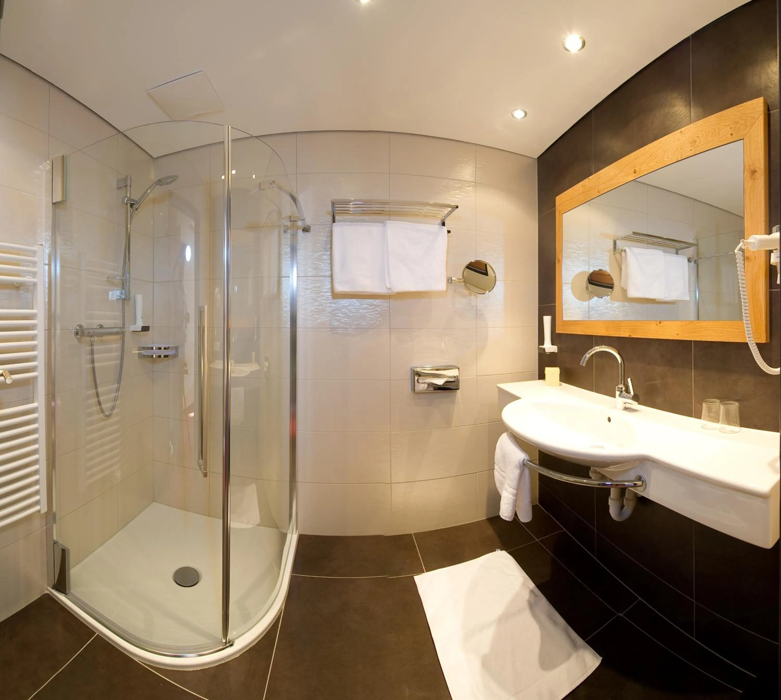 Bathroom in Hotel Roslehen